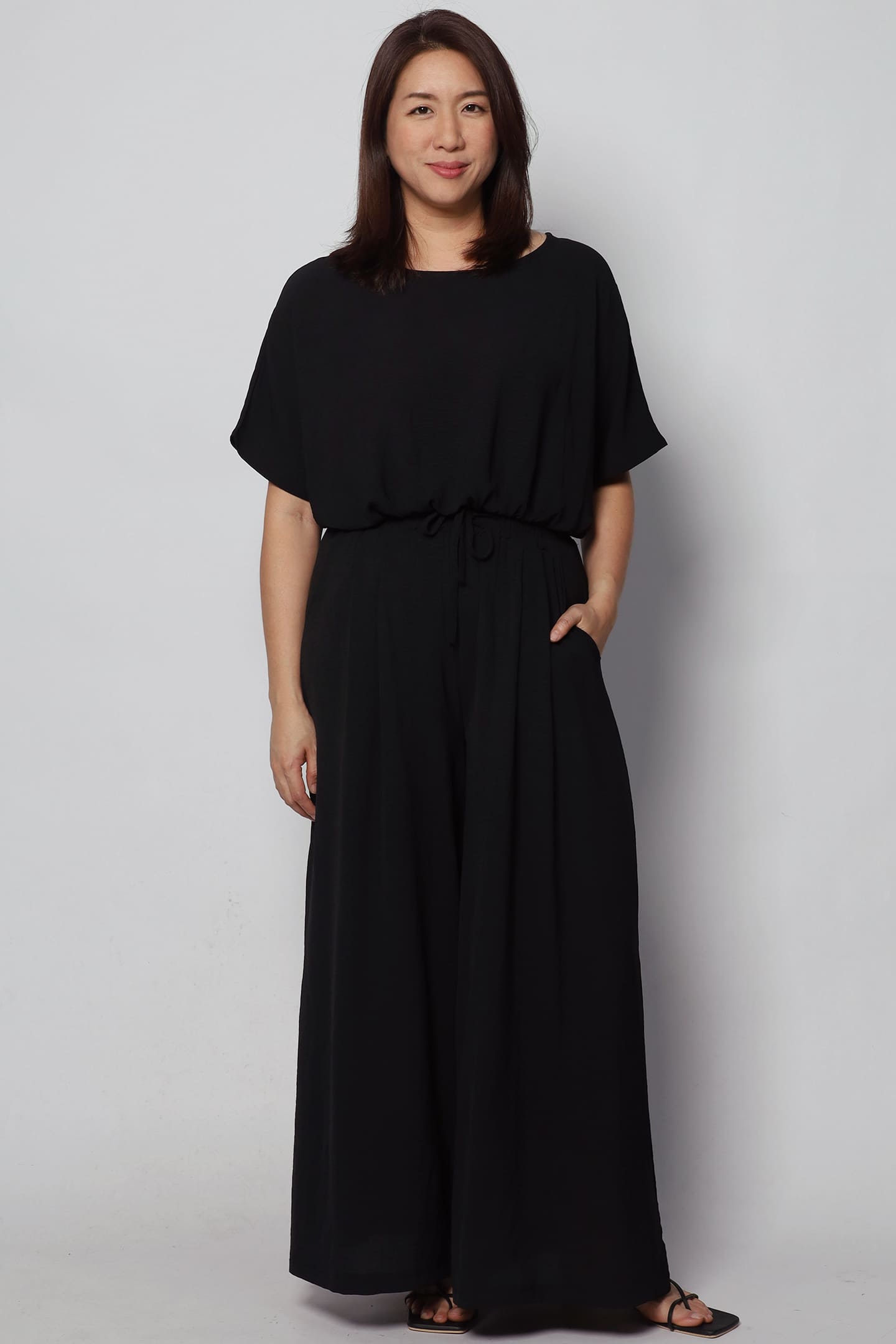 Doona 2 in 1 Top and Pants Set in Black