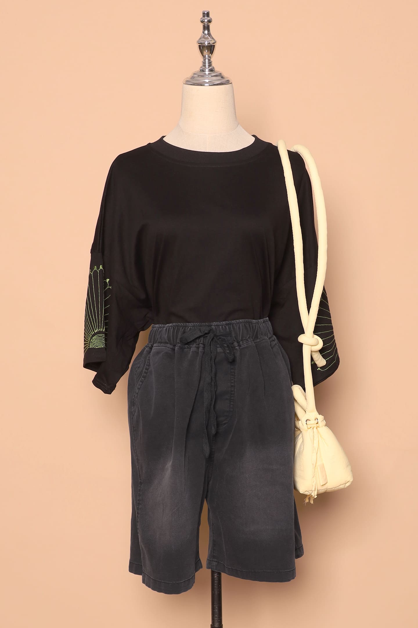 PO - Dottie Shorts in Black Denim