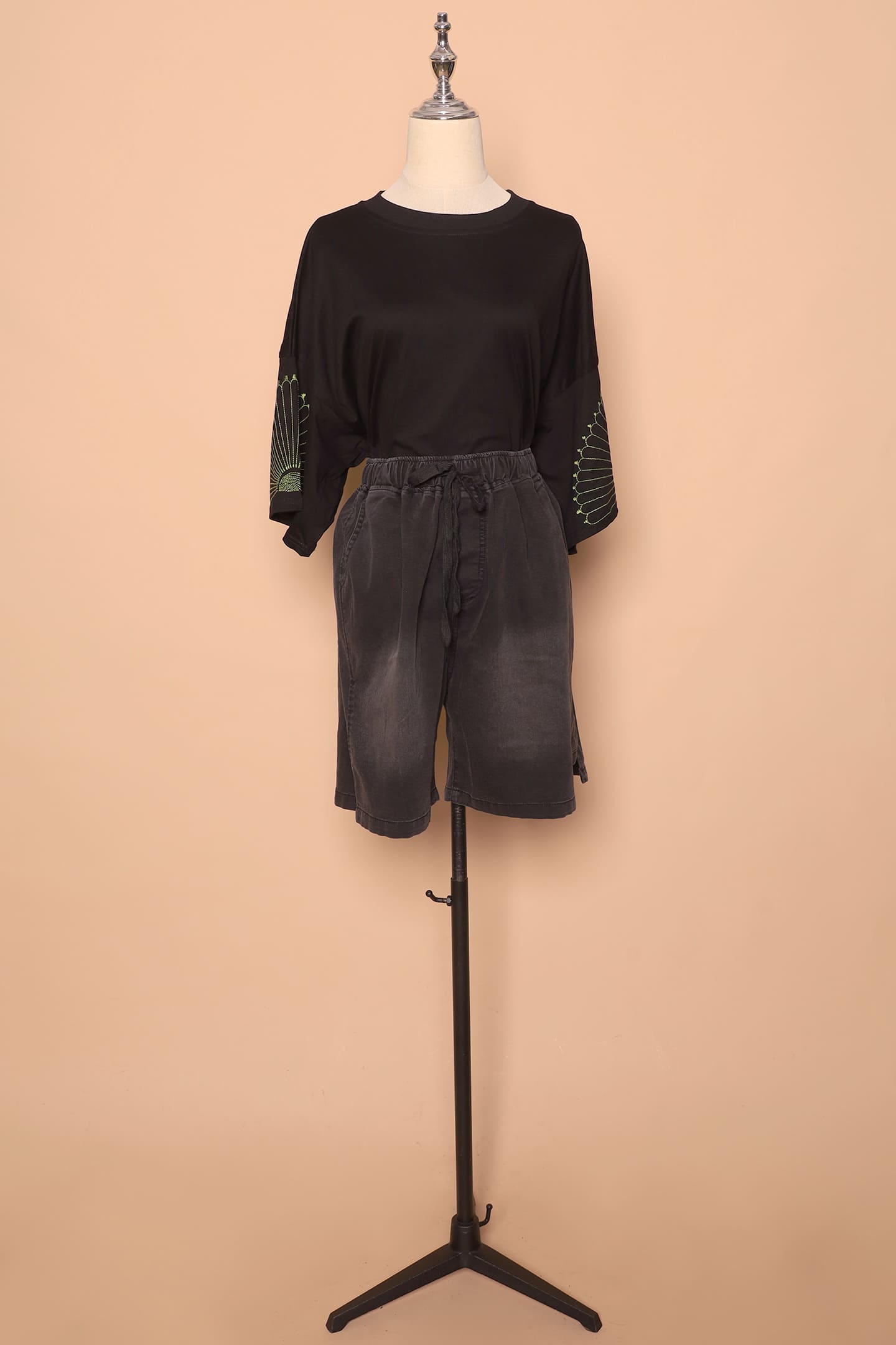 PO - Dottie Shorts in Black Denim