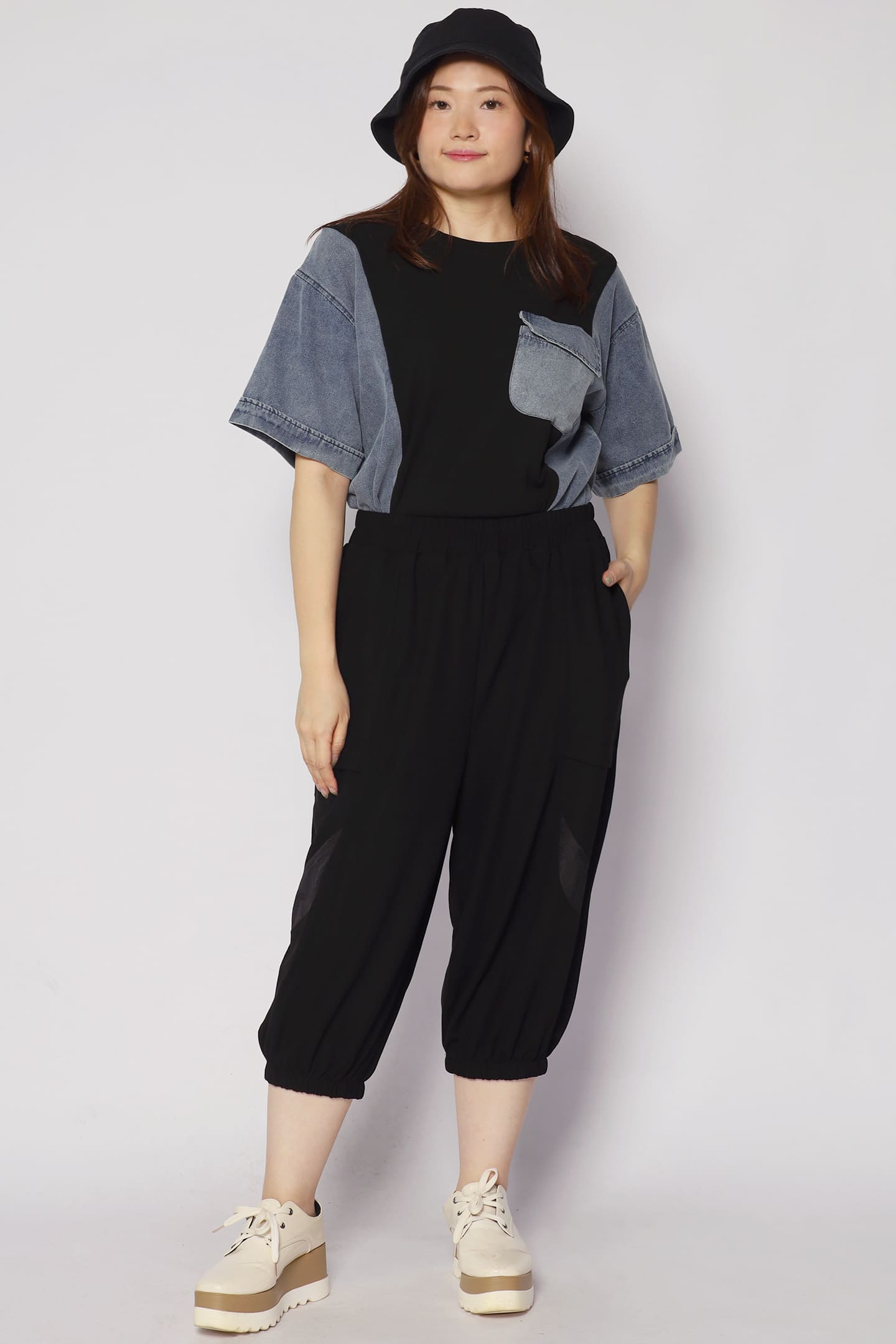 Eleana Pants in Black