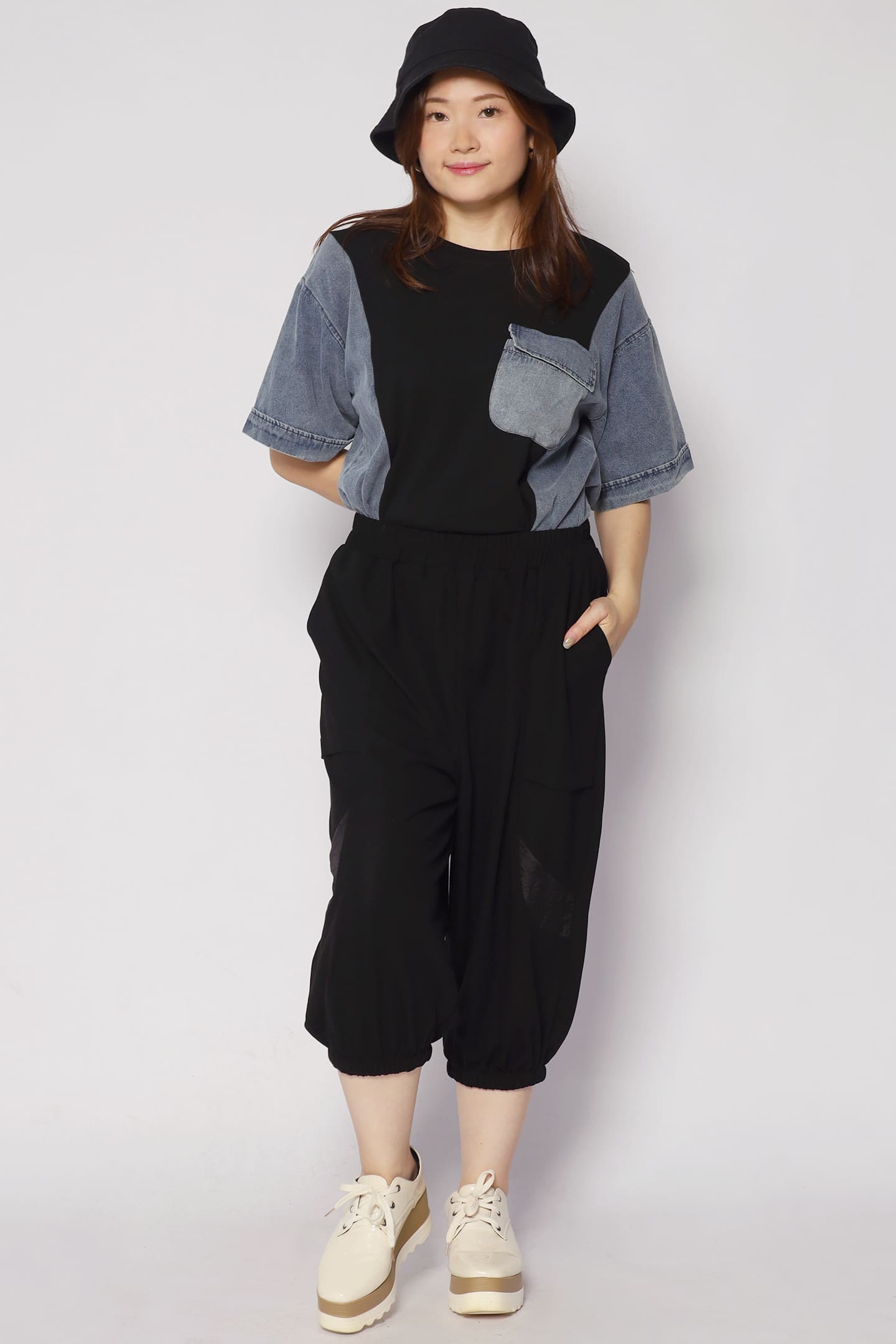 Eleana Pants in Black