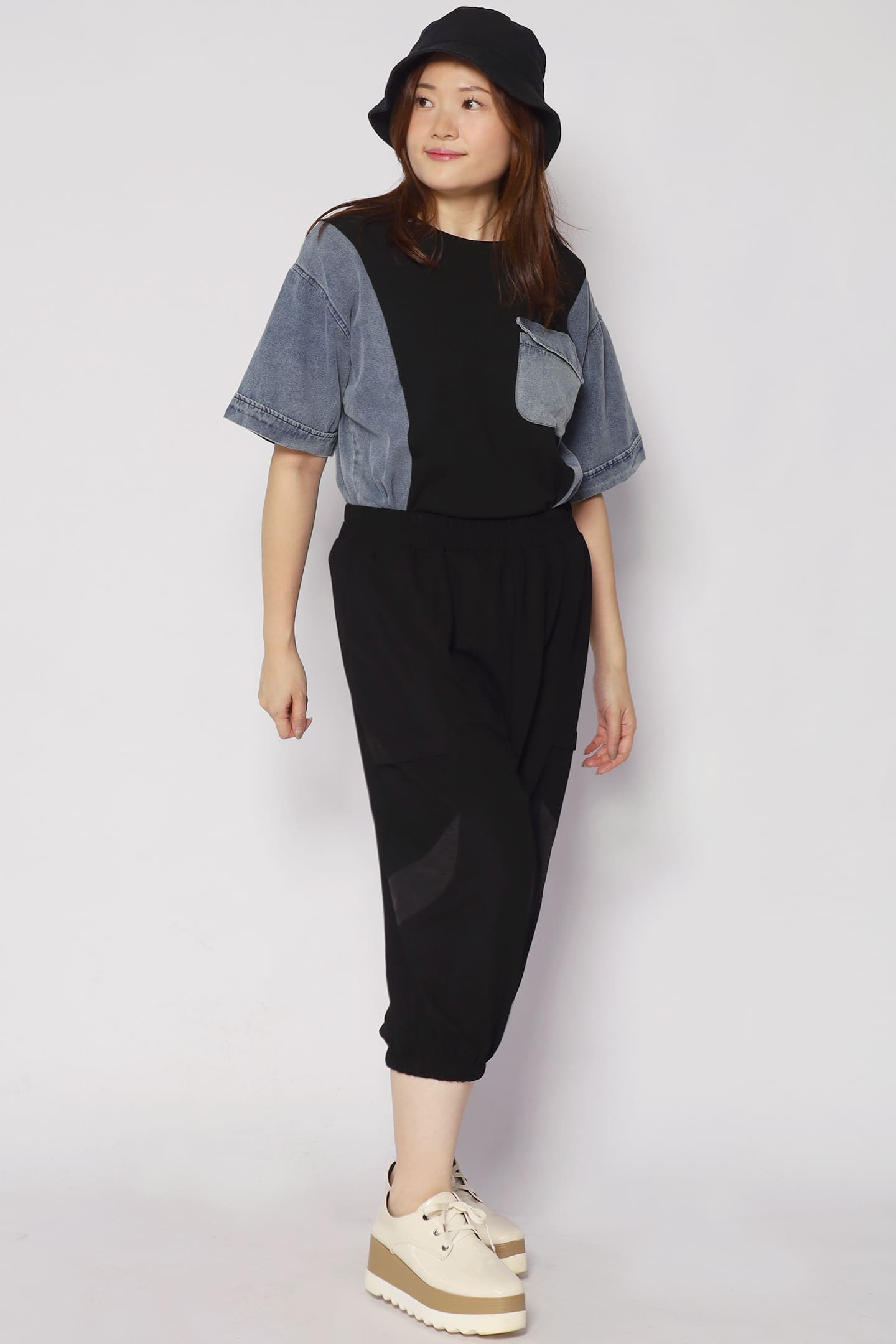 Eleana Pants in Black