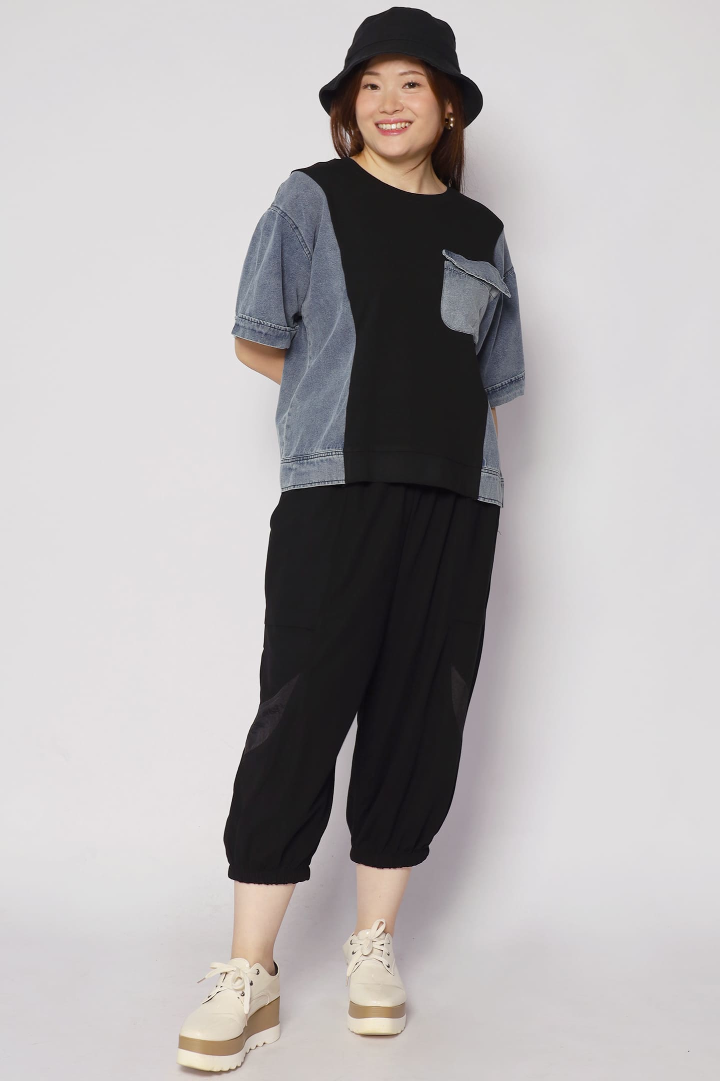 Eleana Pants in Black