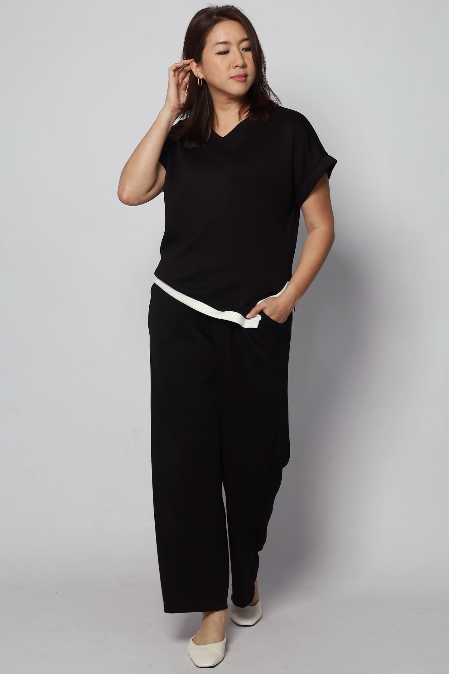 Elite 2 in 1 Top and Pants Set in Black