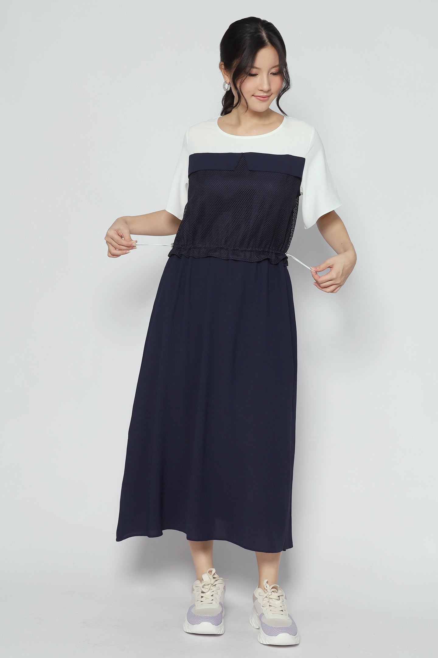 Flicka Netted Dress in Navy