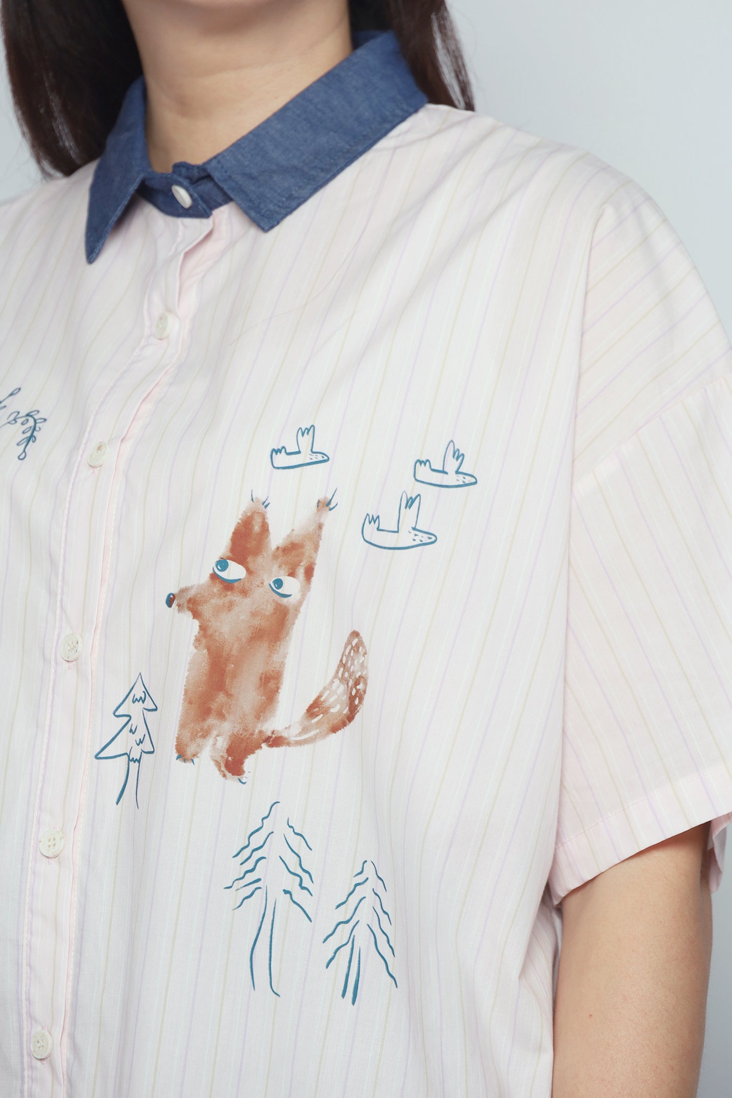 Fuzzy Howl Shirt in Pink