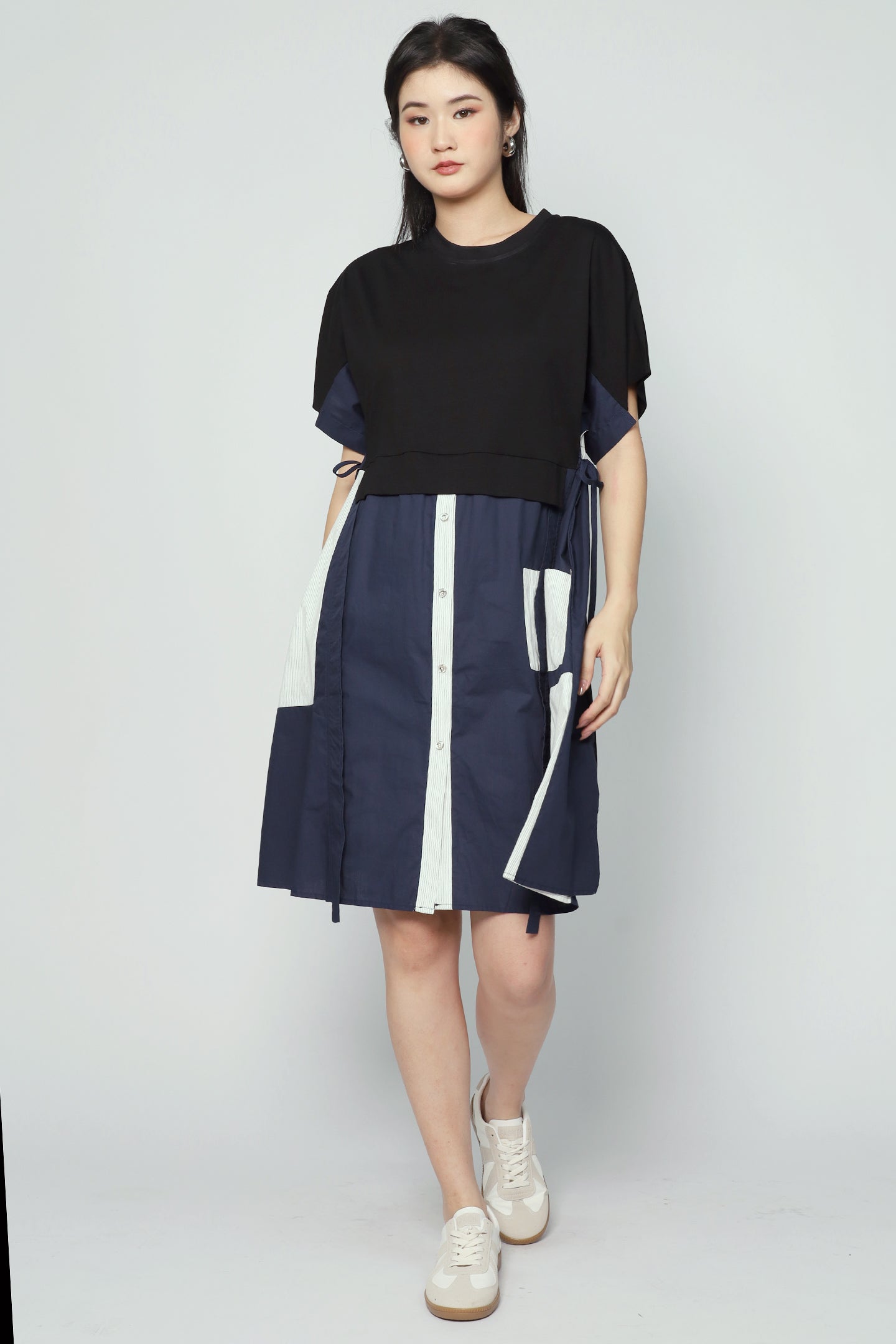 Gideon Dress in Black Blue