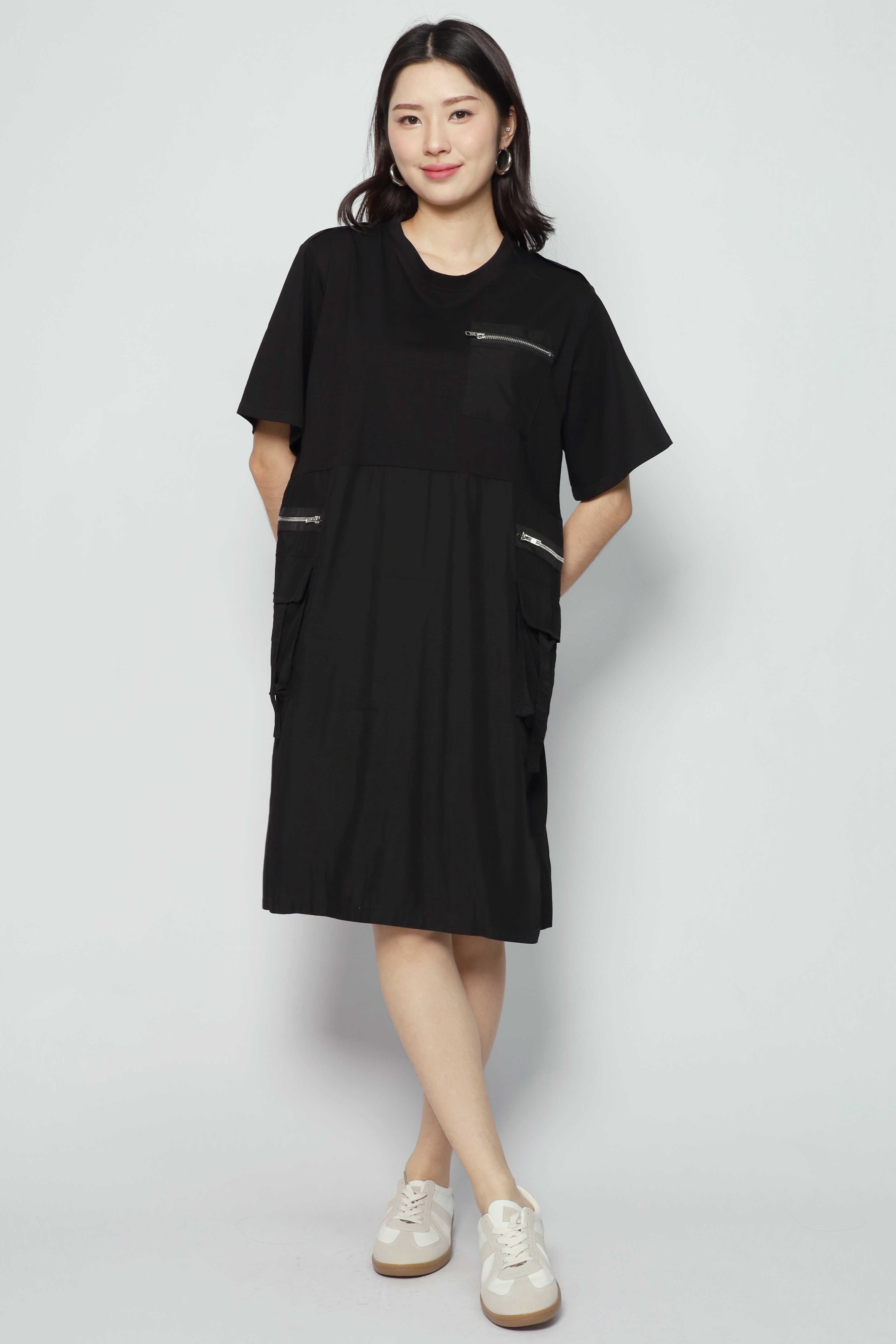 Goldie Zipper Dress in Black