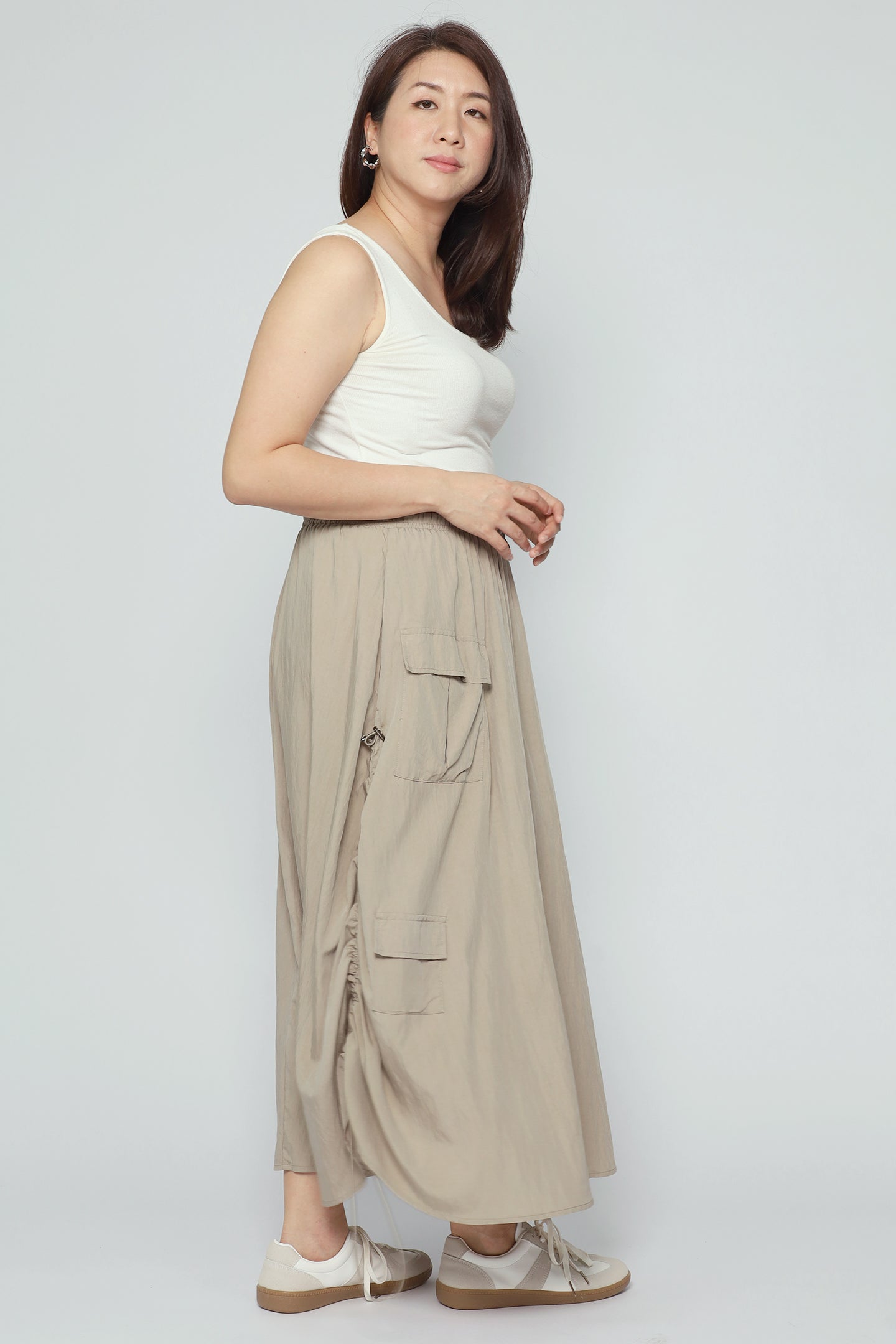 Hyuna Cargo Skirt in Khaki