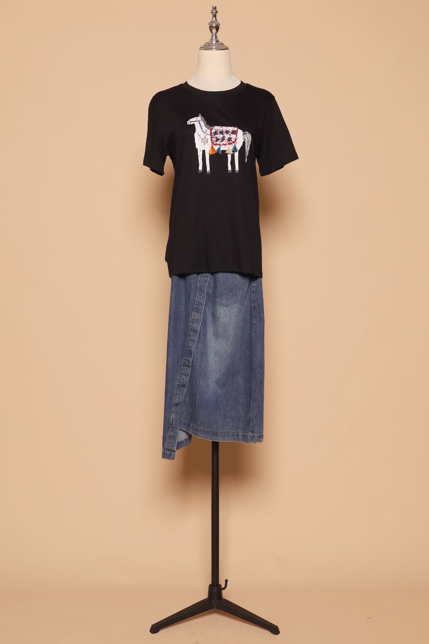 PO - Horsey Embellished Tassle Top
