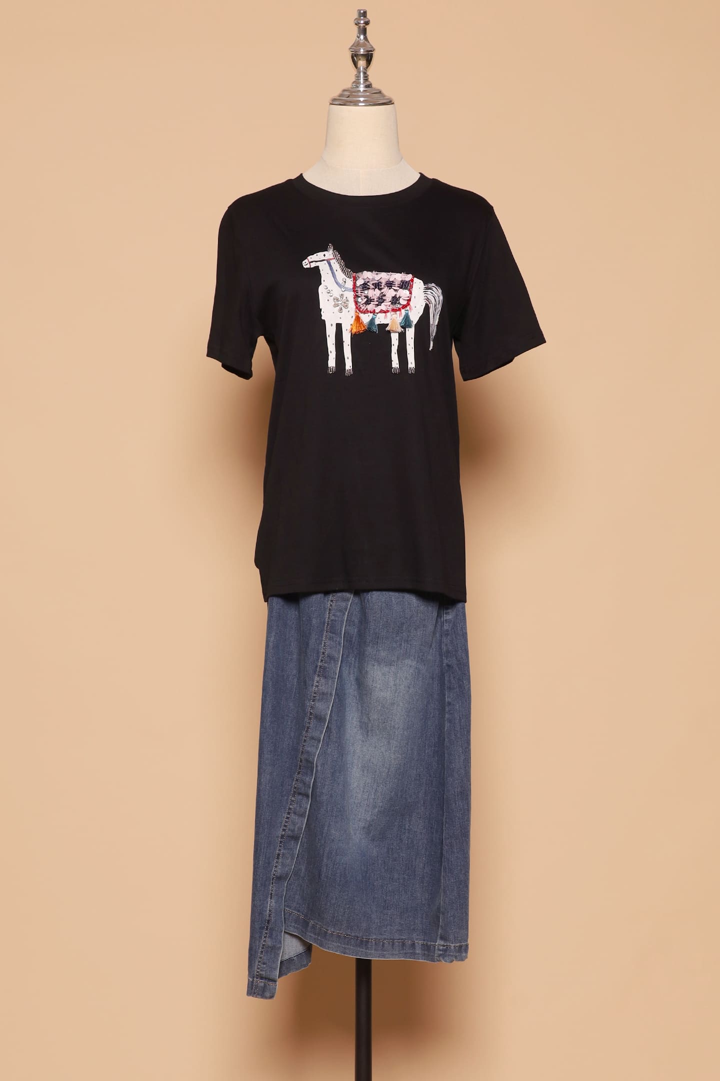 PO - Horsey Embellished Tassle Top