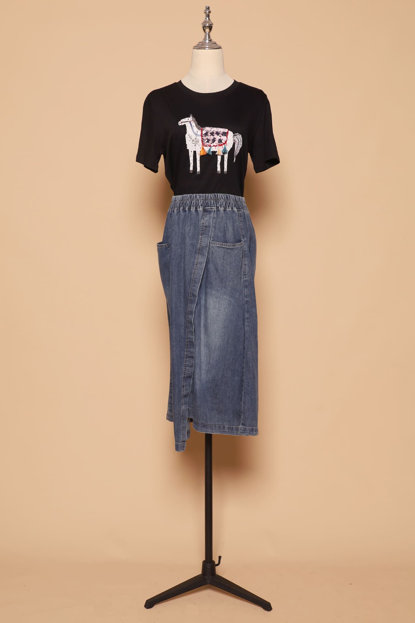 PO - Horsey Embellished Tassle Top