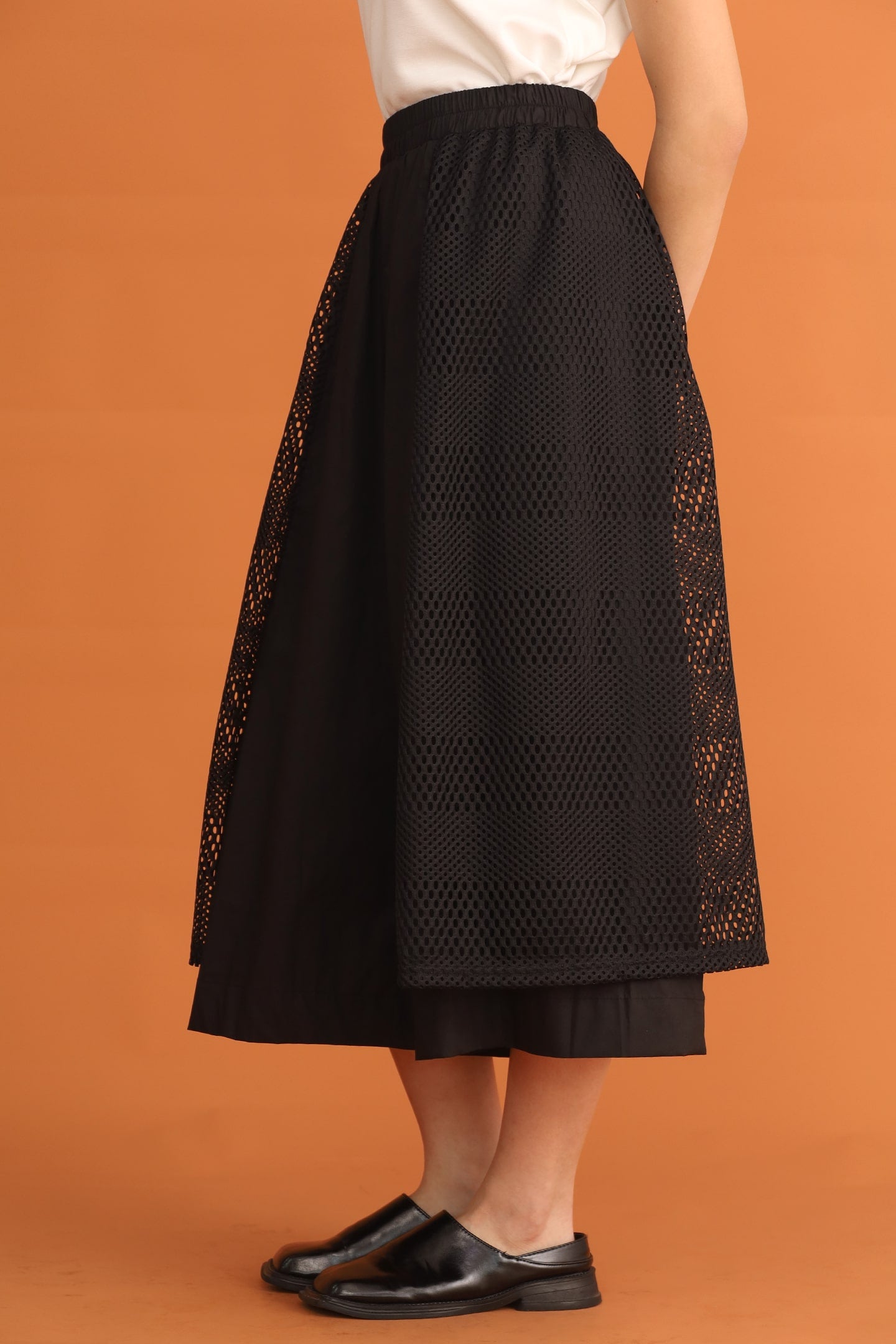 CHOSEN - Wong Netted Culottes in Black