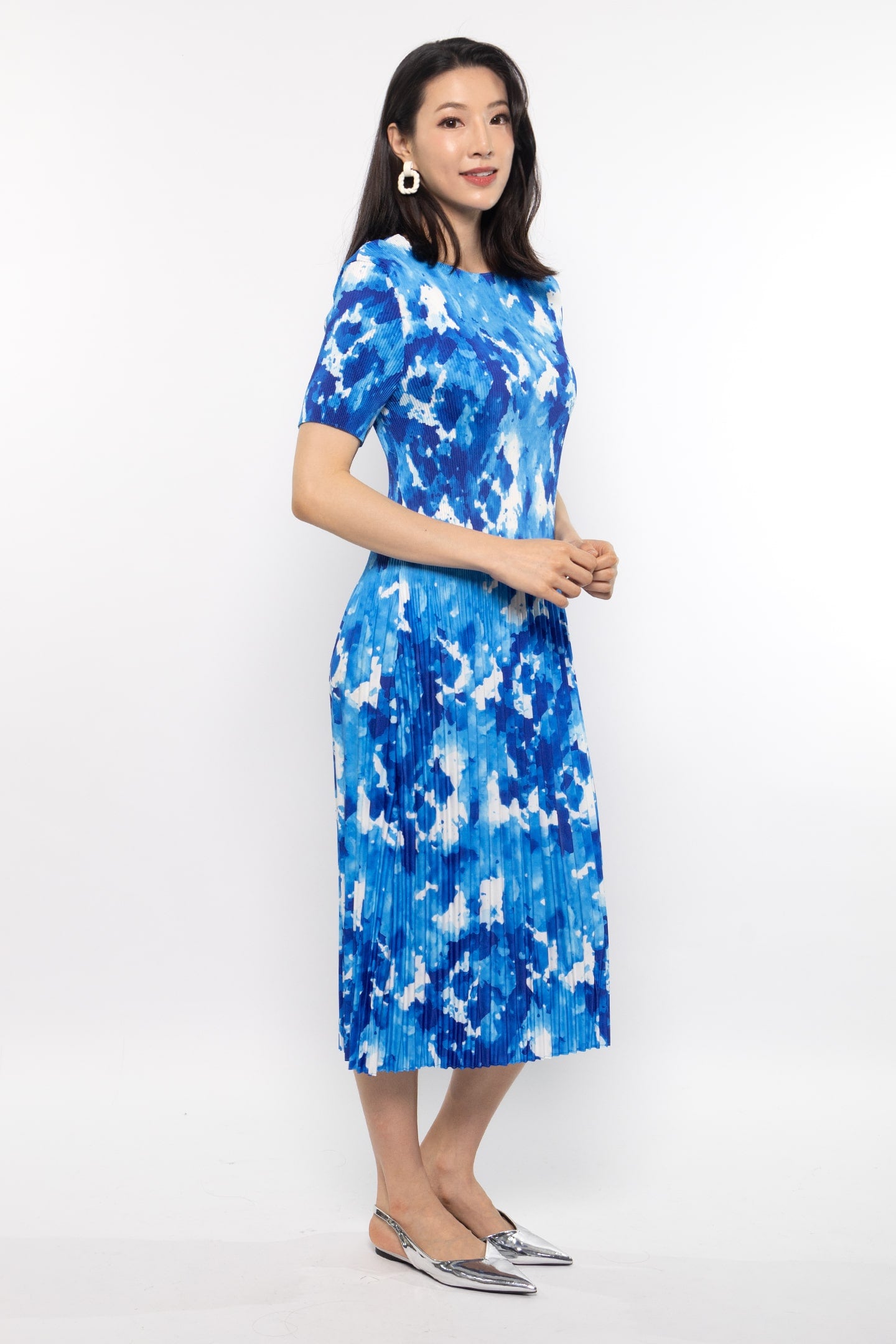 Voon Pleated Dress in Blue Sea