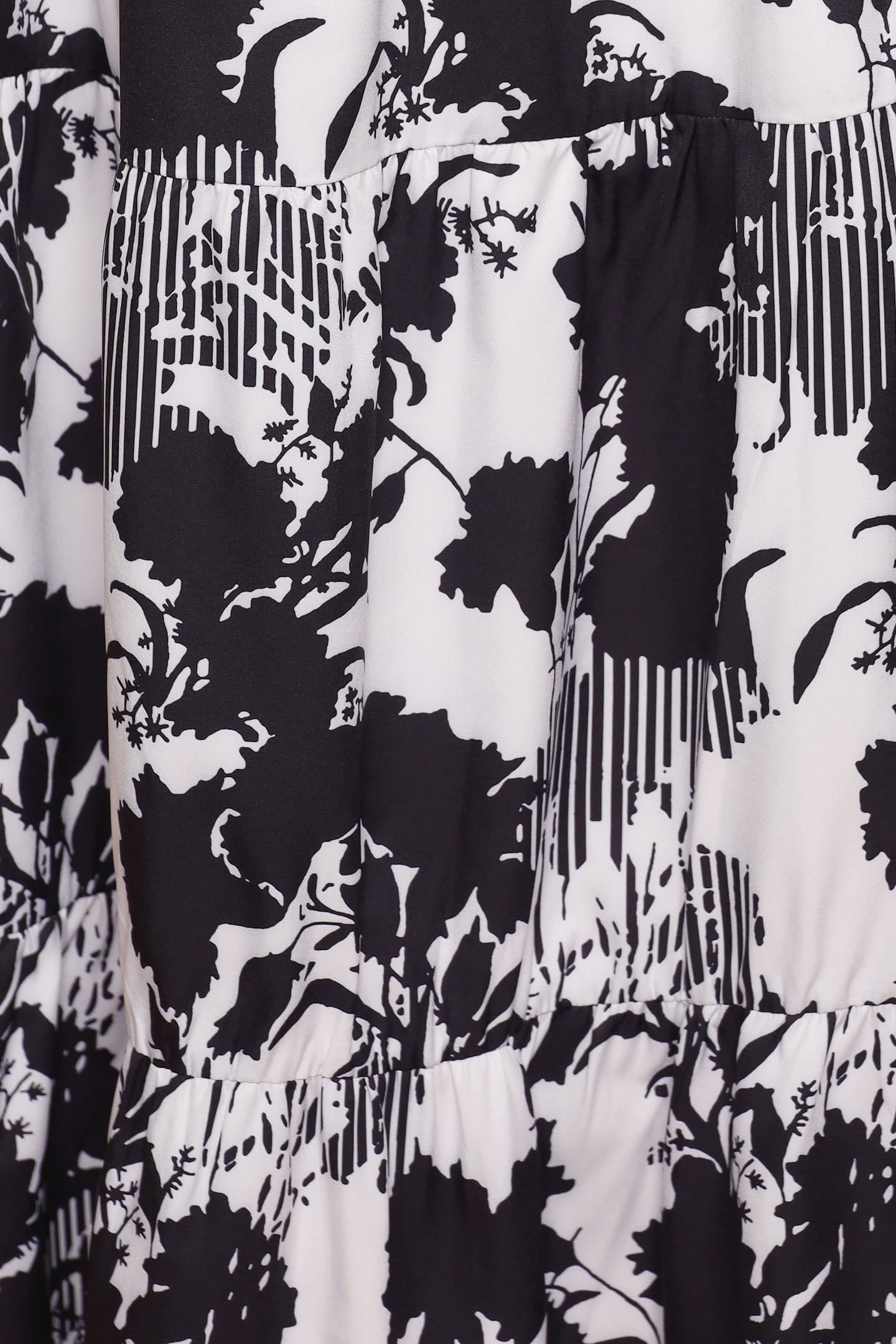 PO - Jolin 2 in 1 Skirt Set in Floral Noir
