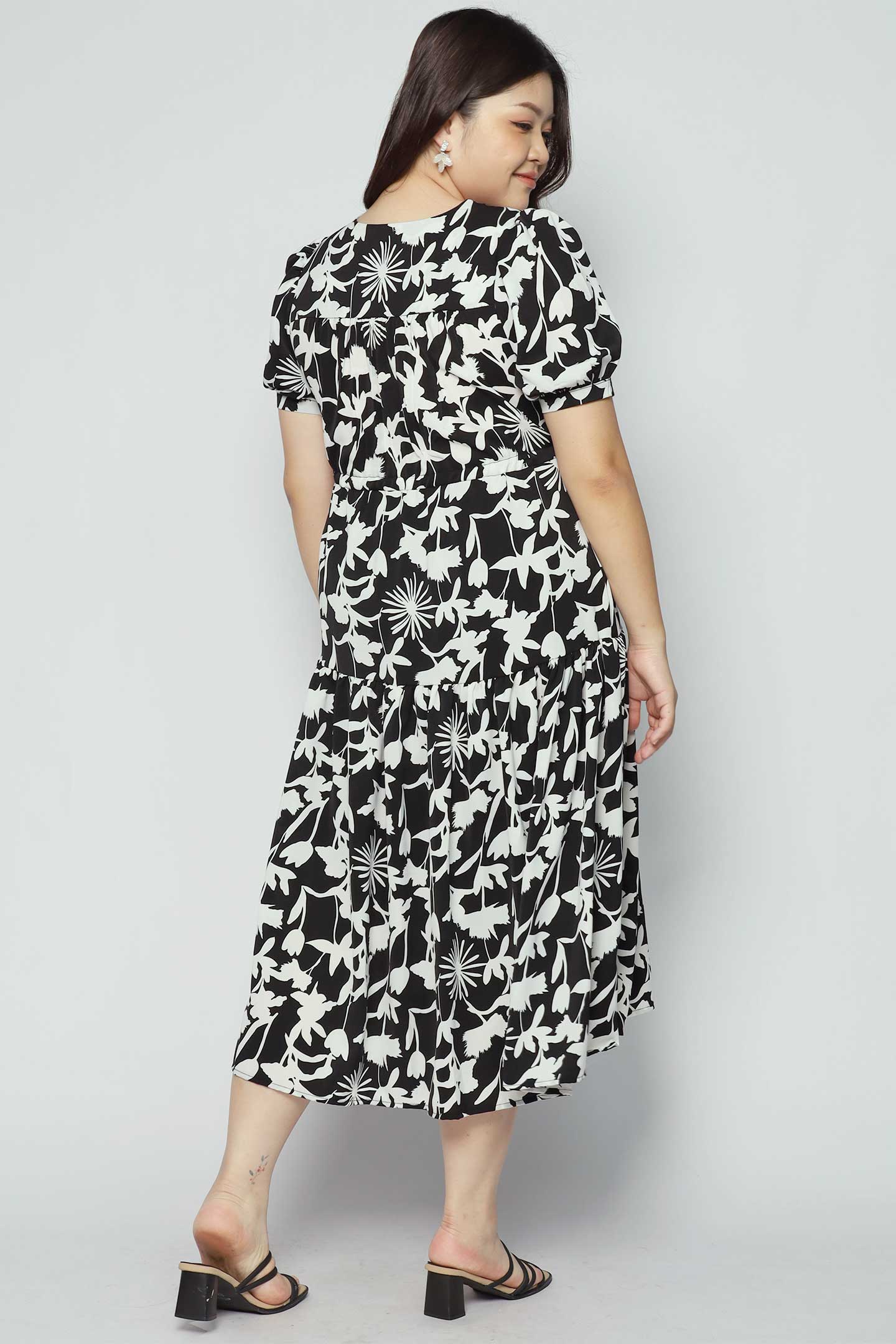 Kerine Dress in BW Flowers