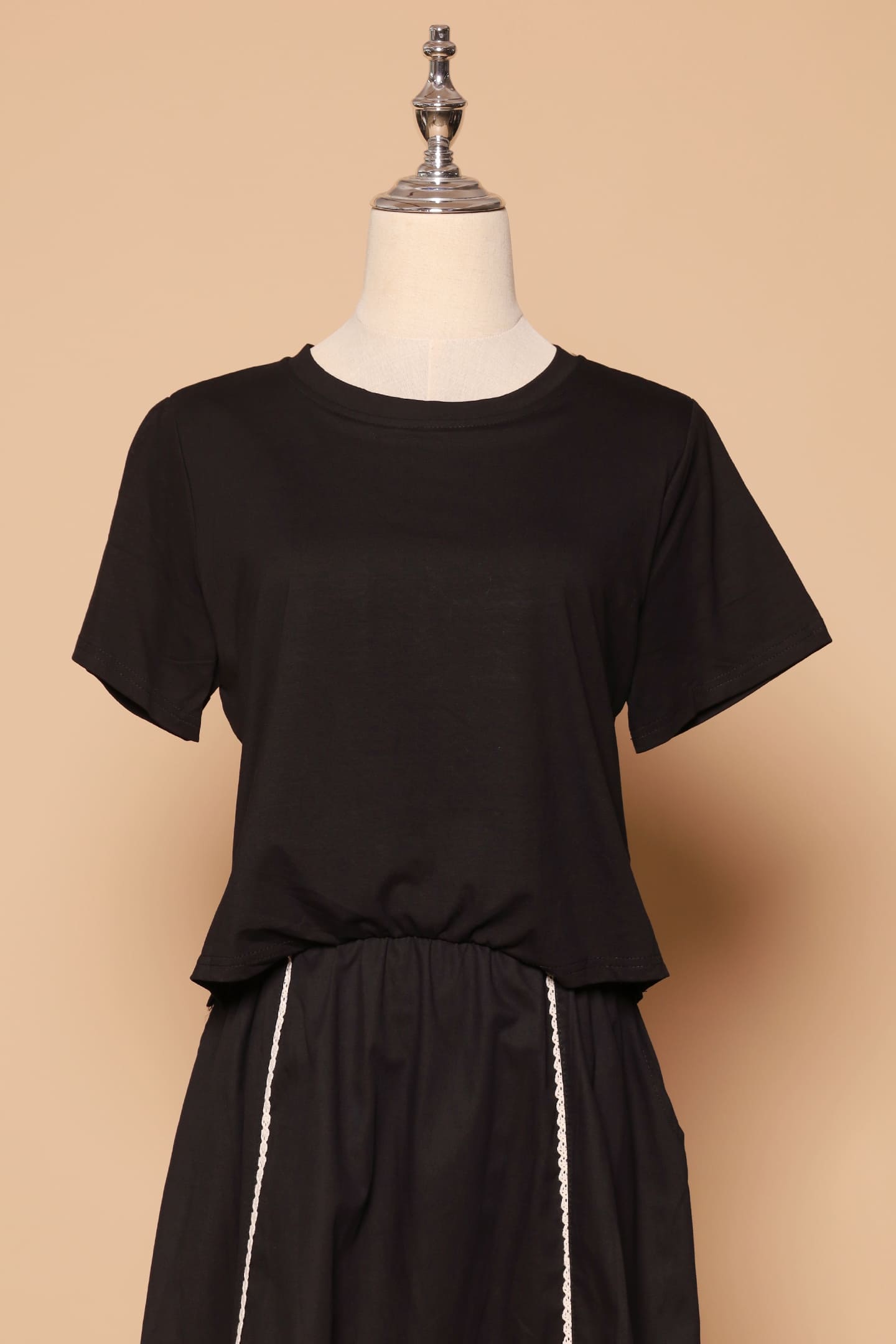 PO - Khai Crochet Trimming Dress in Black