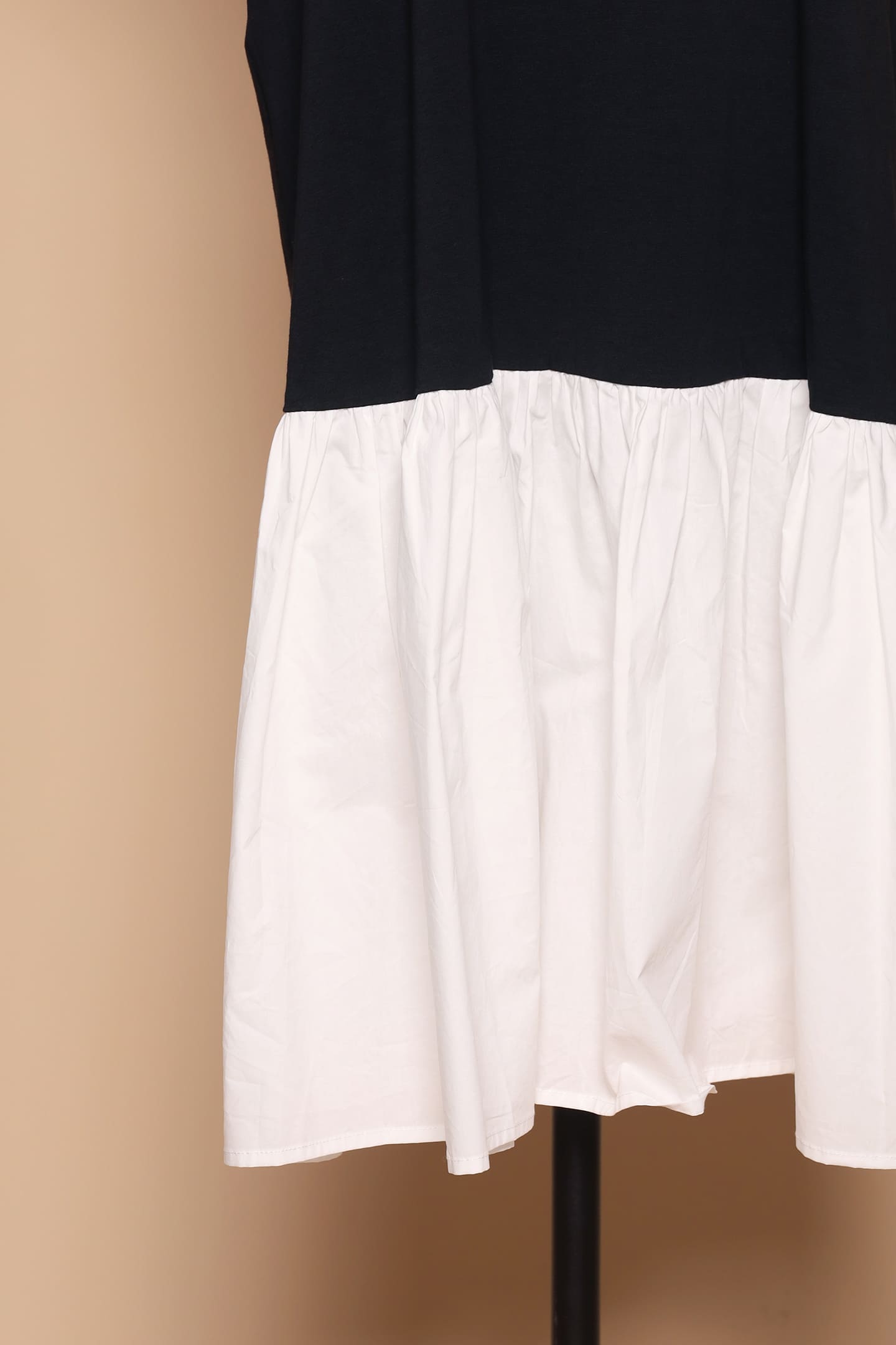 PO - Krista Dress in Black White