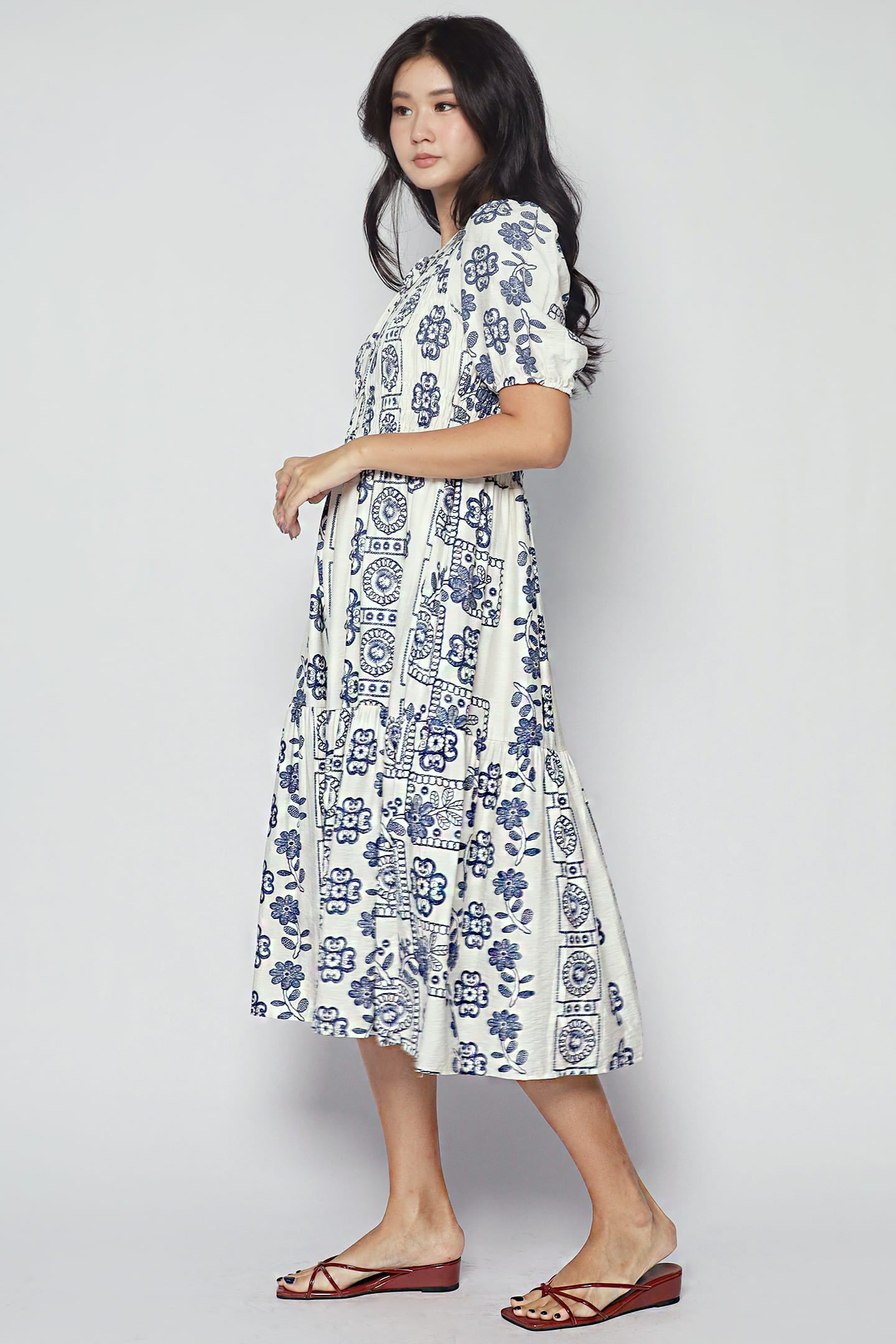 Lexi Dress in White Escape