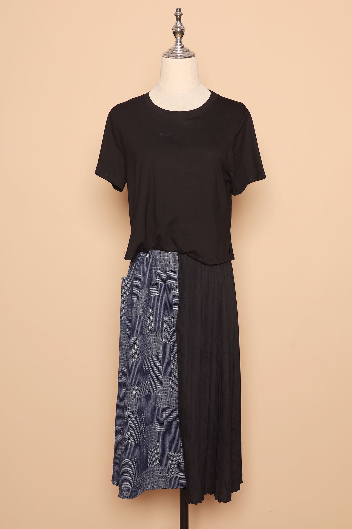 Lisa Dress in Denim Black