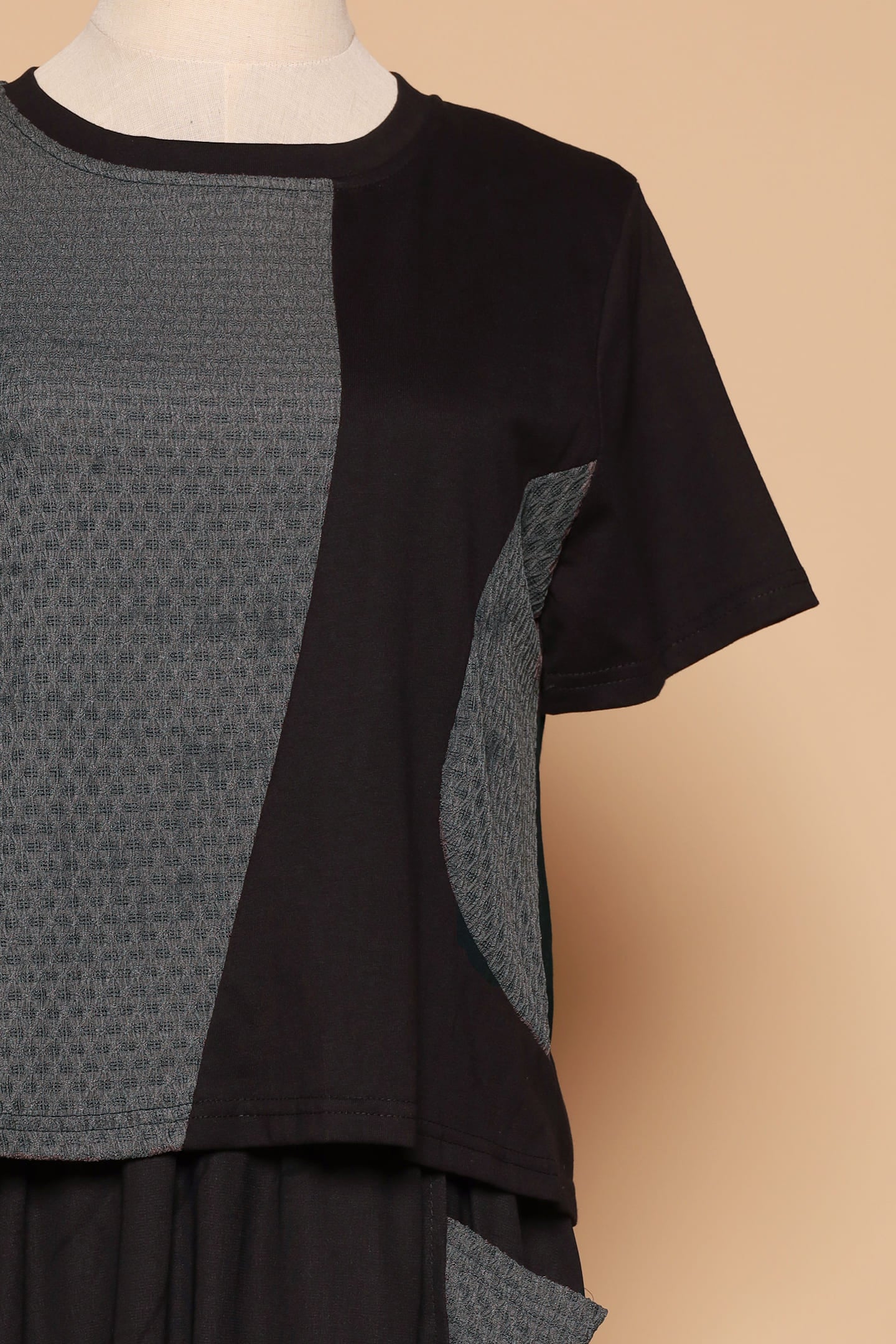 PO - Liyen Dress in Grey Black