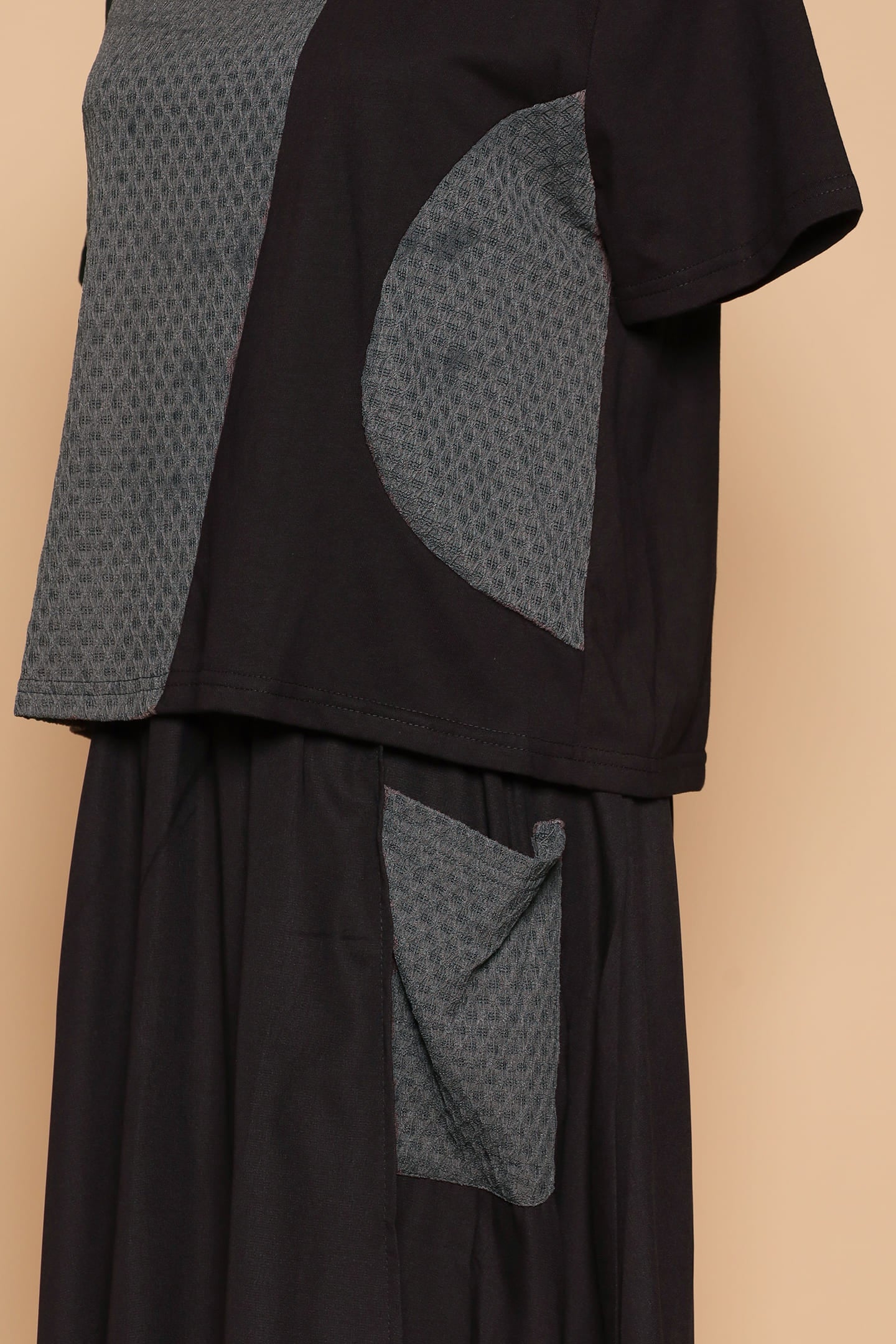 PO - Liyen Dress in Grey Black
