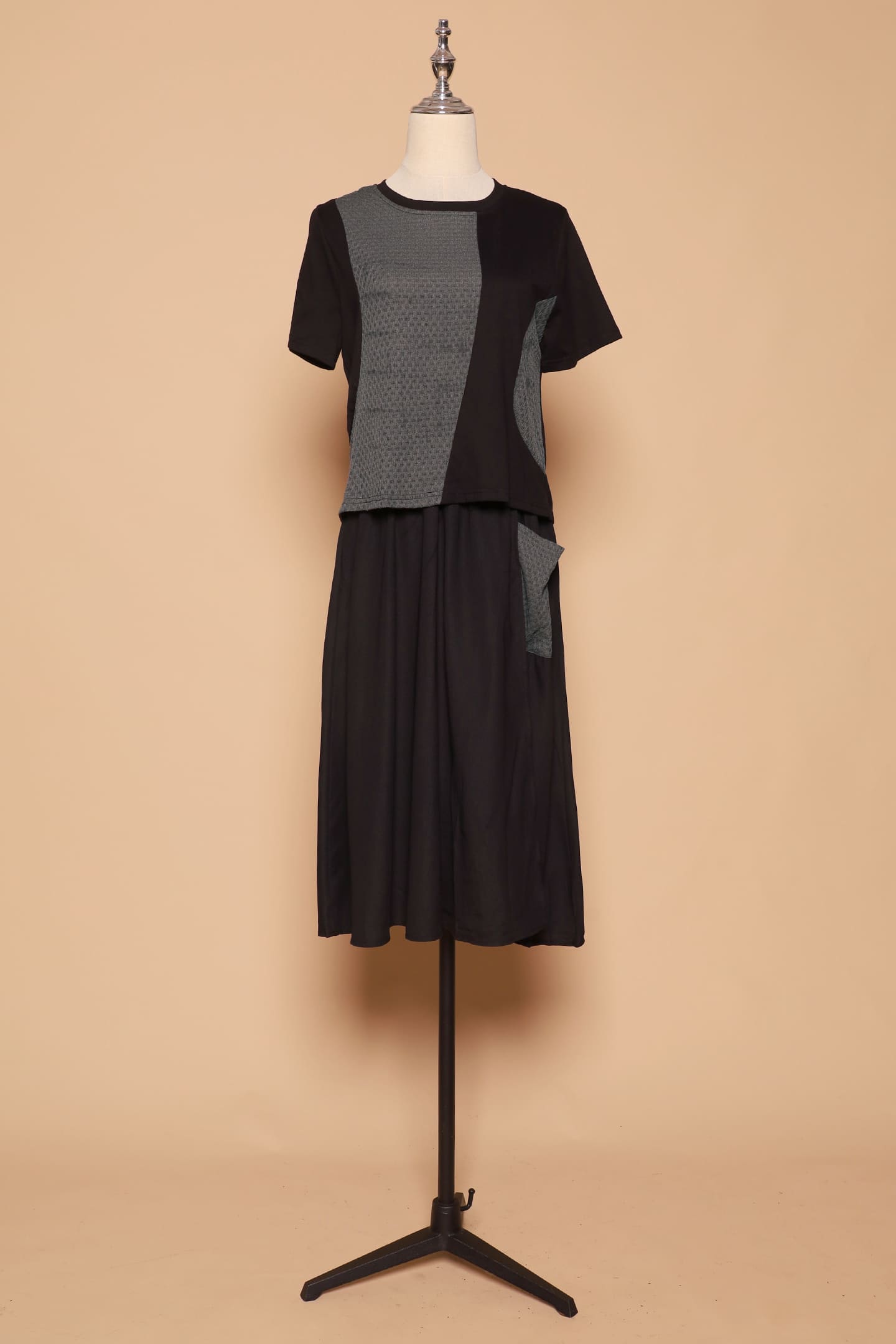 PO - Liyen Dress in Grey Black