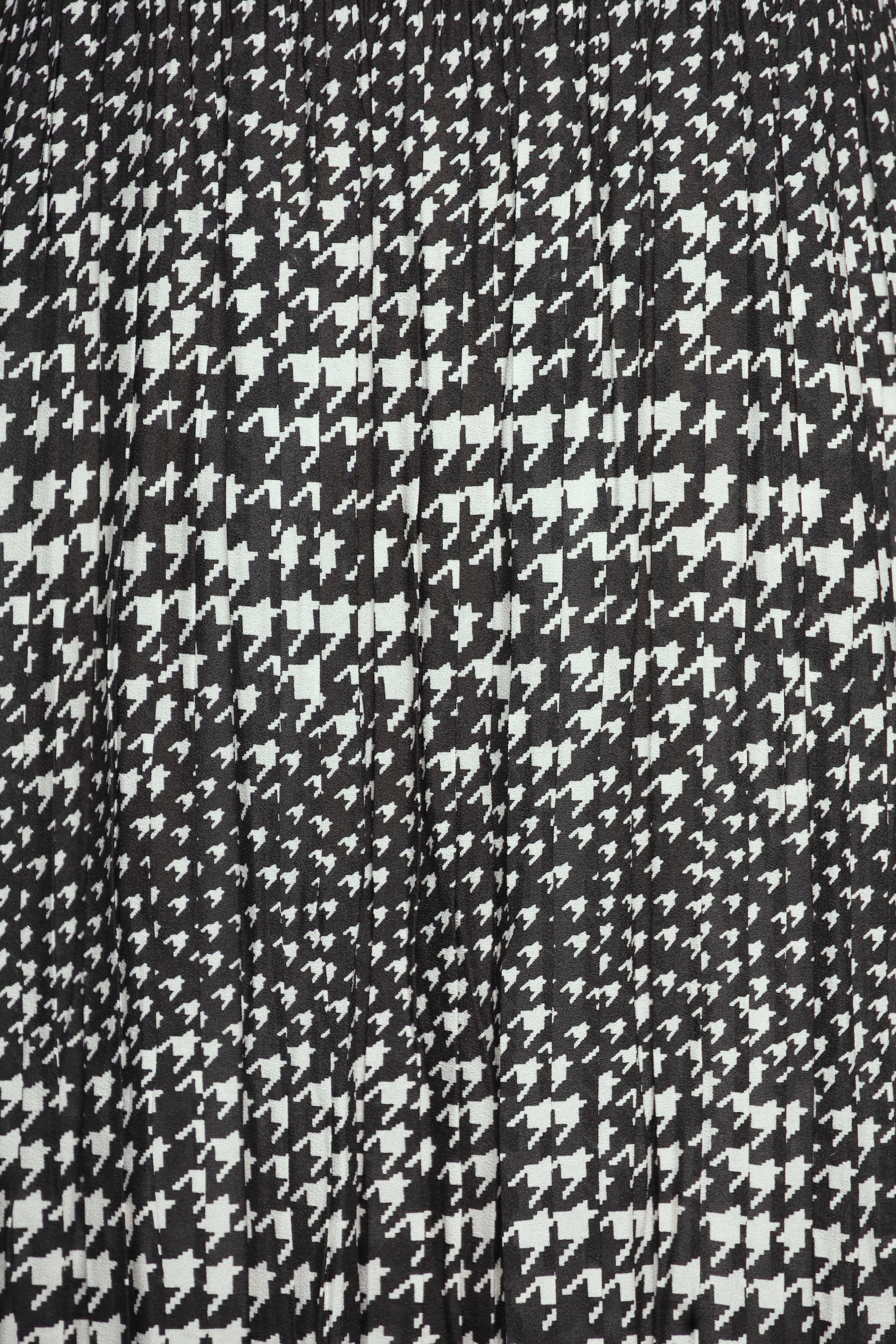 PO - Loulou Dress in BW Abstract
