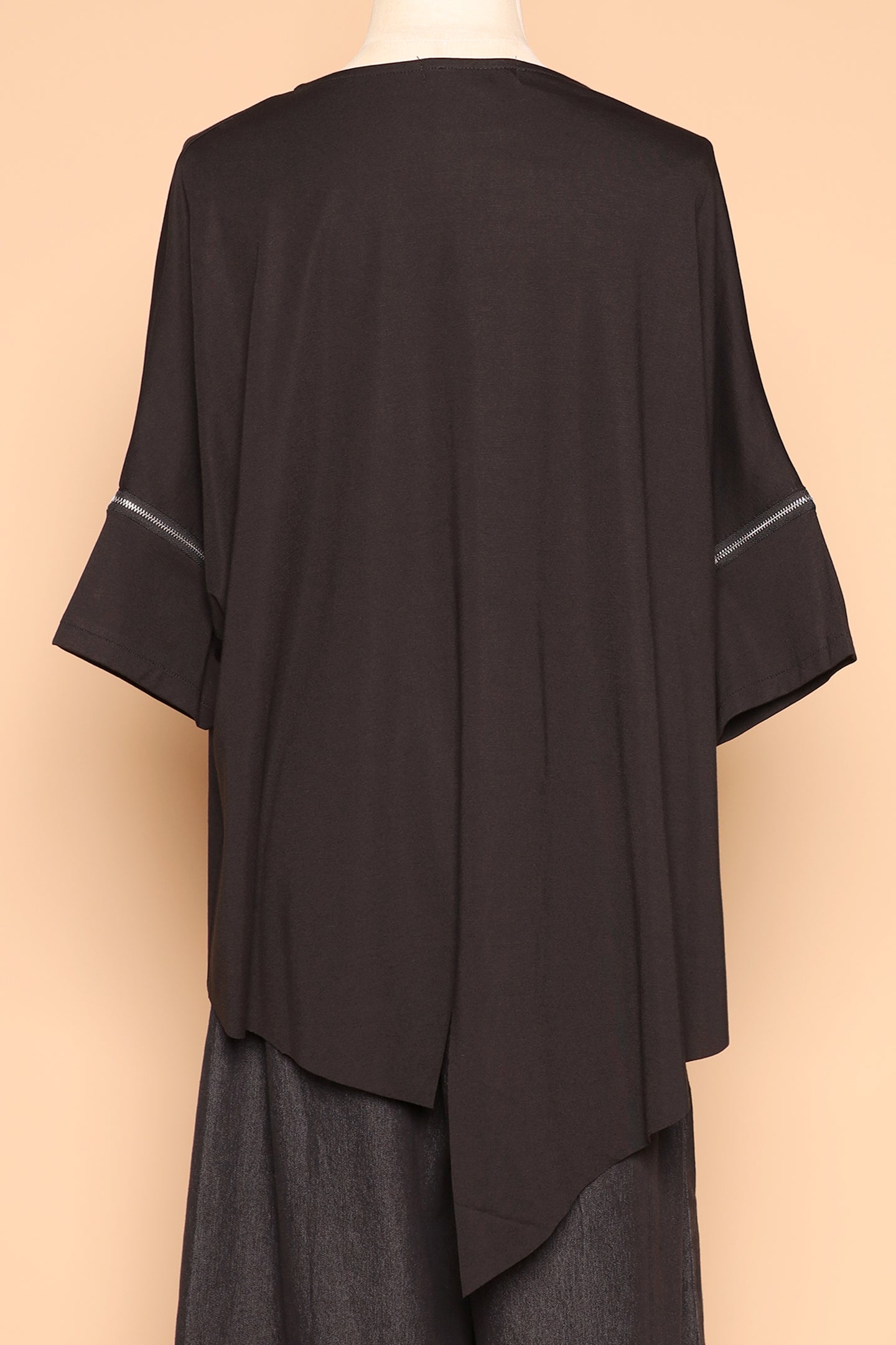 PO - Milako Zipper Top