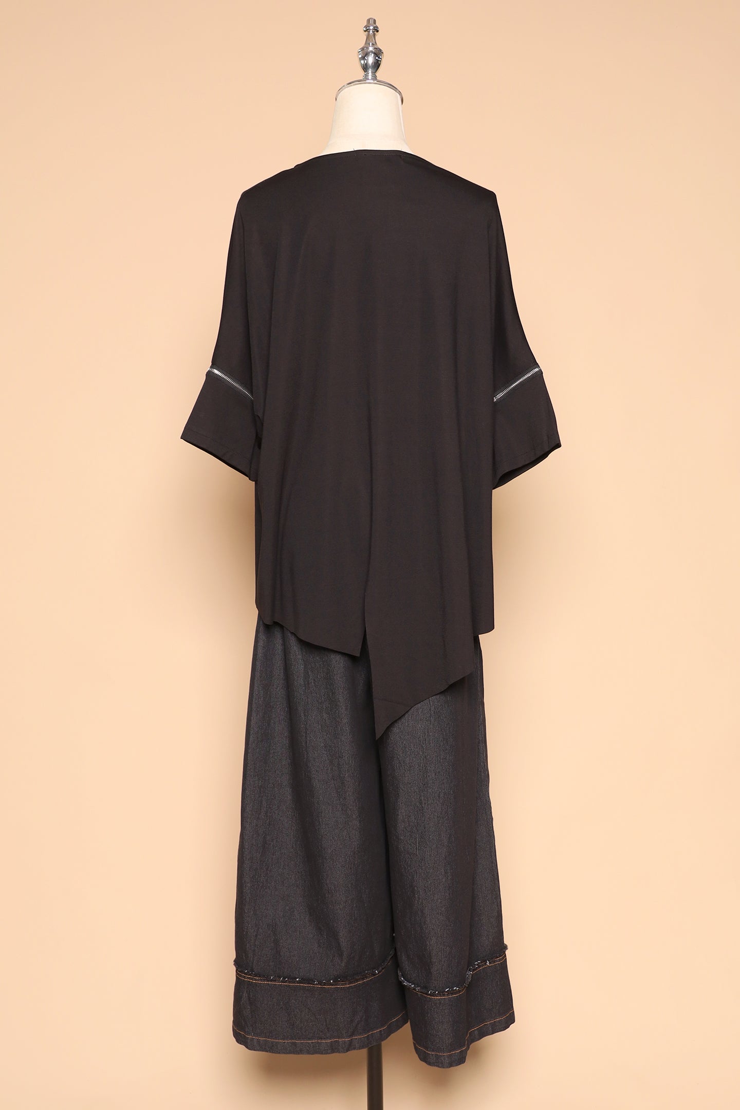 PO - Milako Zipper Top