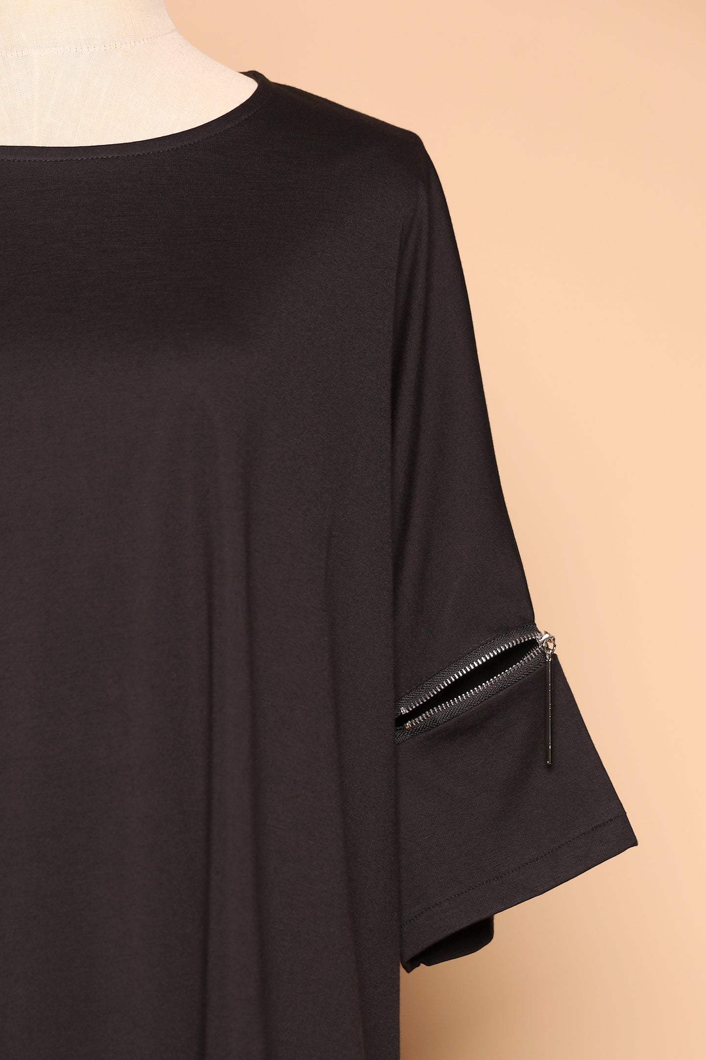 PO - Milako Zipper Top
