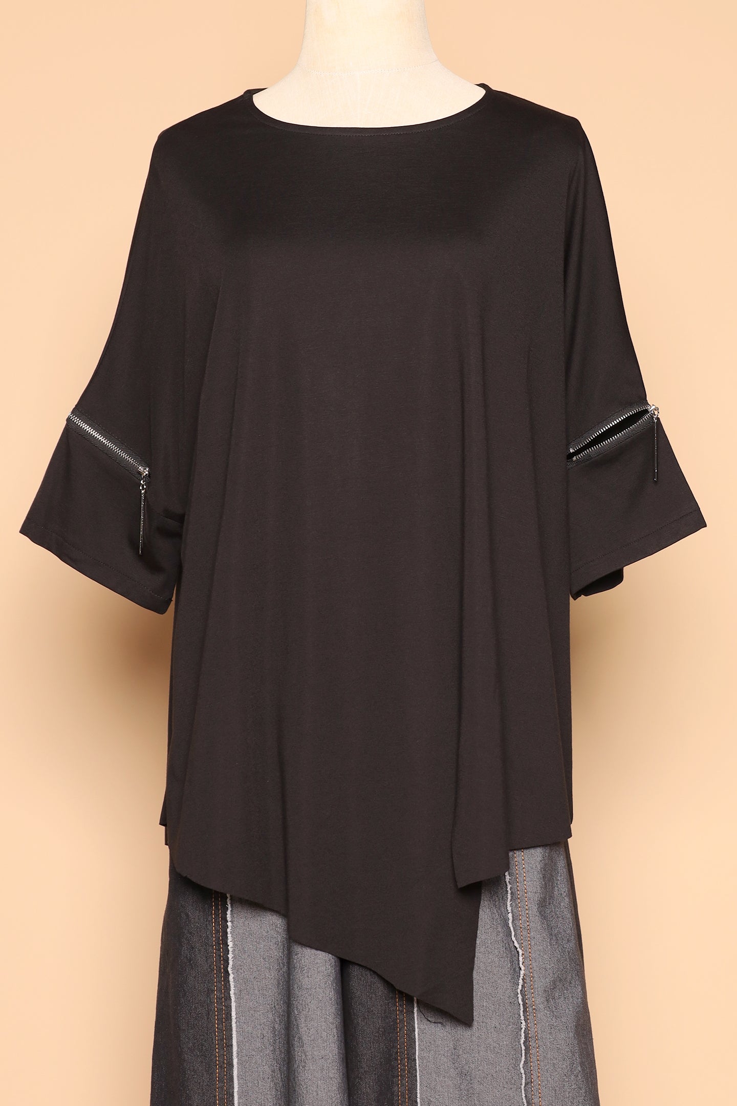 PO - Milako Zipper Top