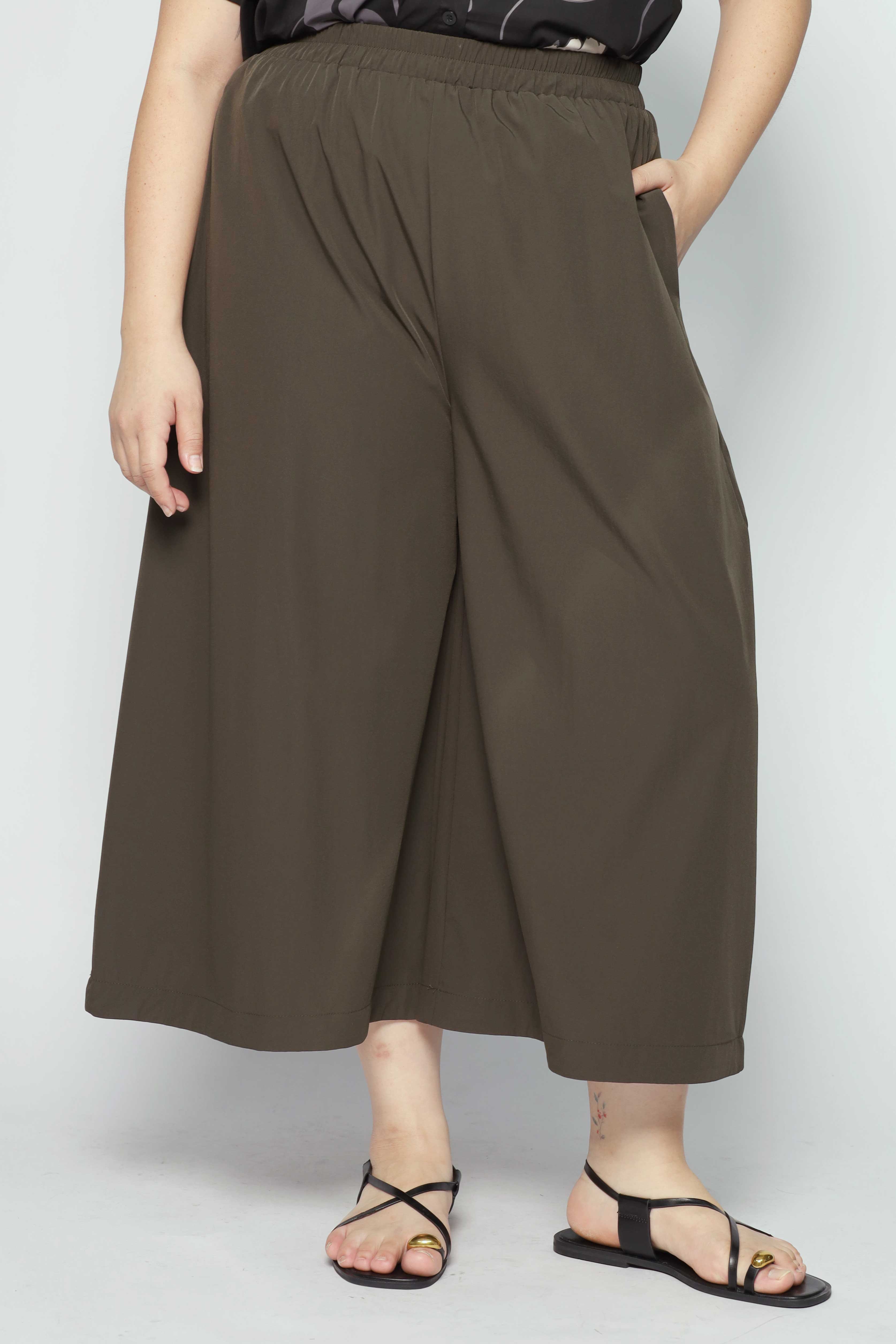 Nellie Culottes in Green