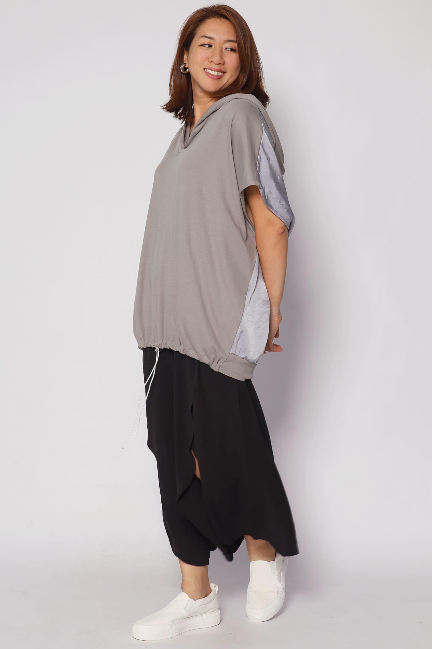 Opal Hoodie Top in Grey