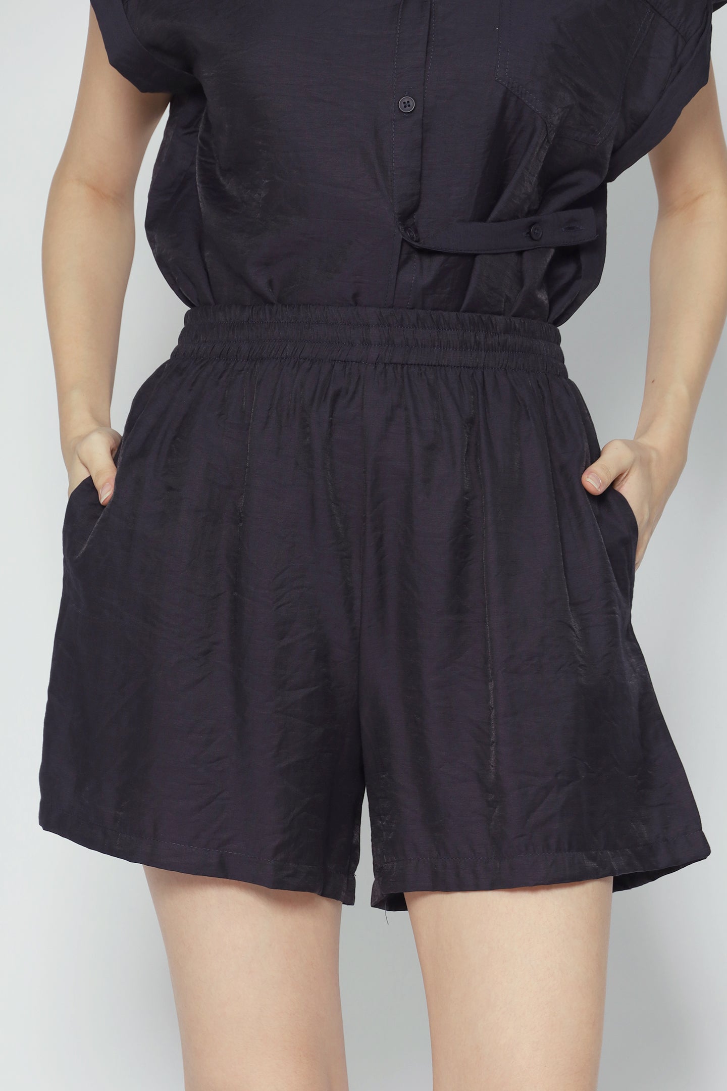 Perryu 2 in 1 Top and Shorts Set in Navy