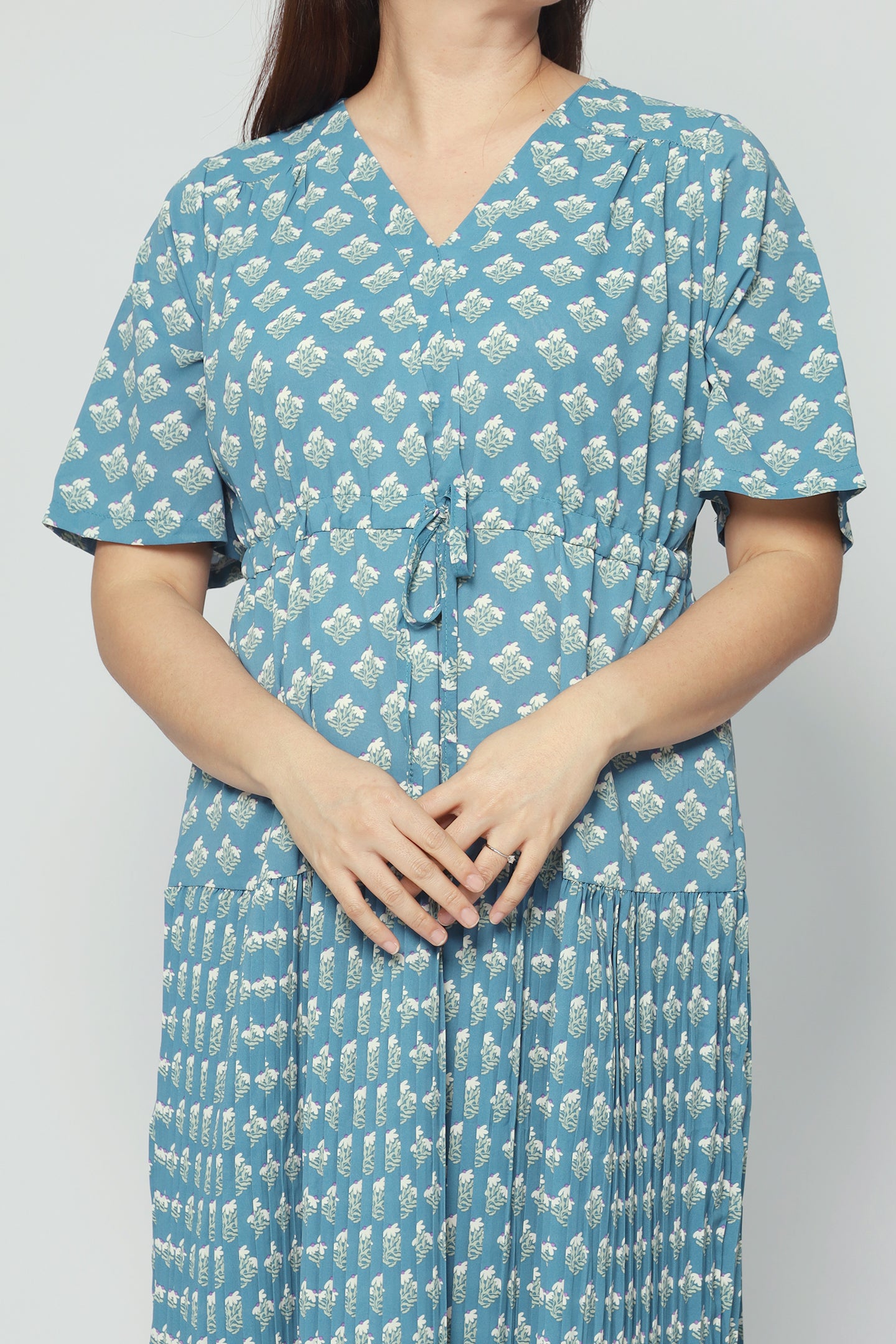 Backorders Ramie Dress in Blue Floral