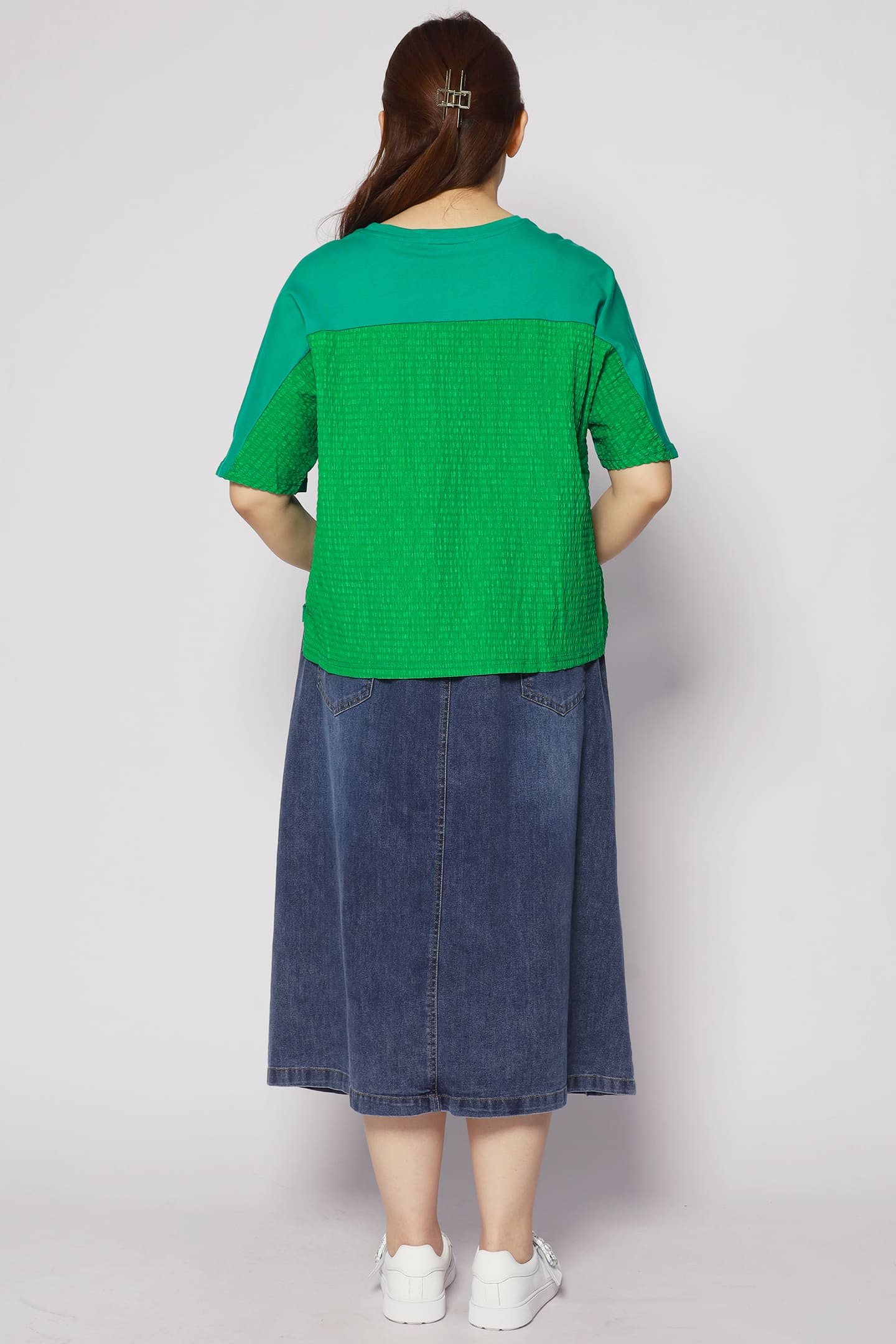 Roon Pocket Top in Green