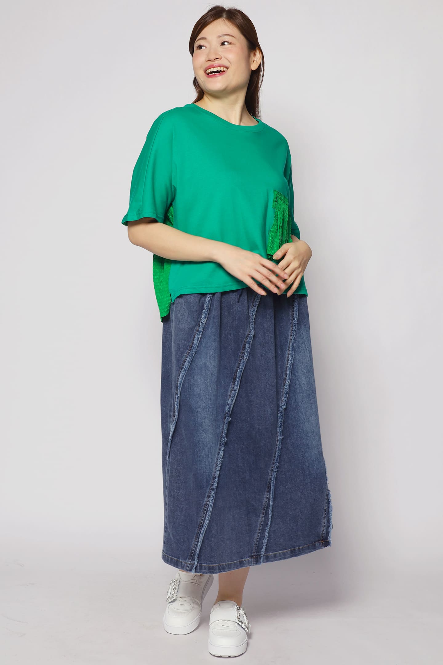 Roon Pocket Top in Green