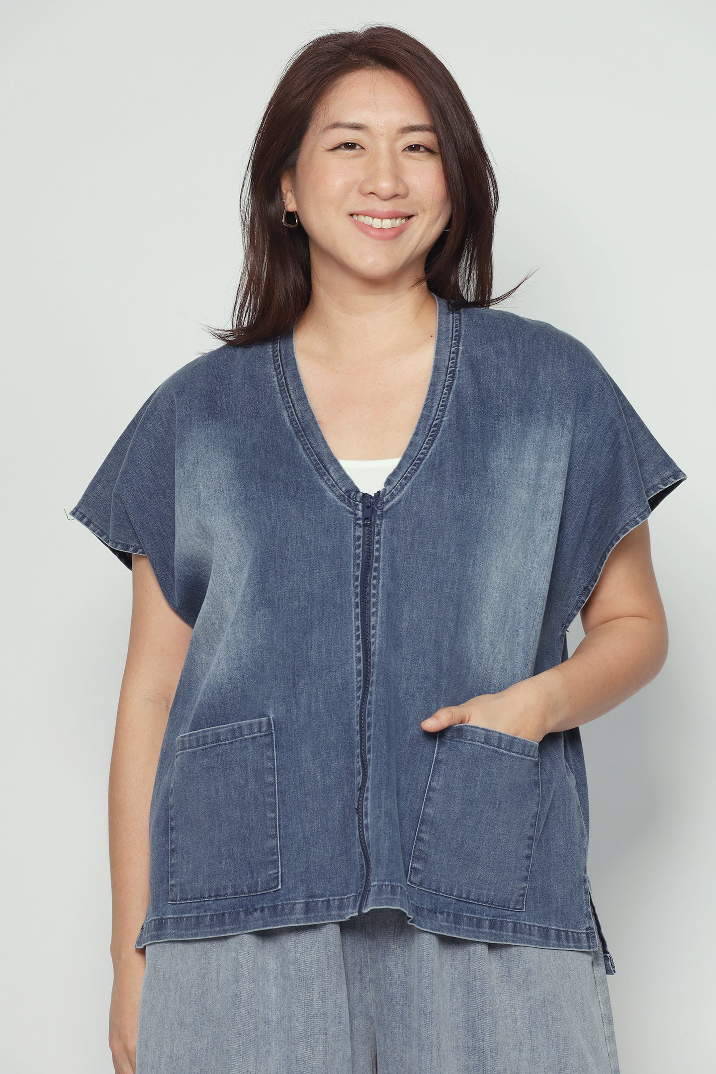 Ryanne Zipper Jacket in Dark Denim