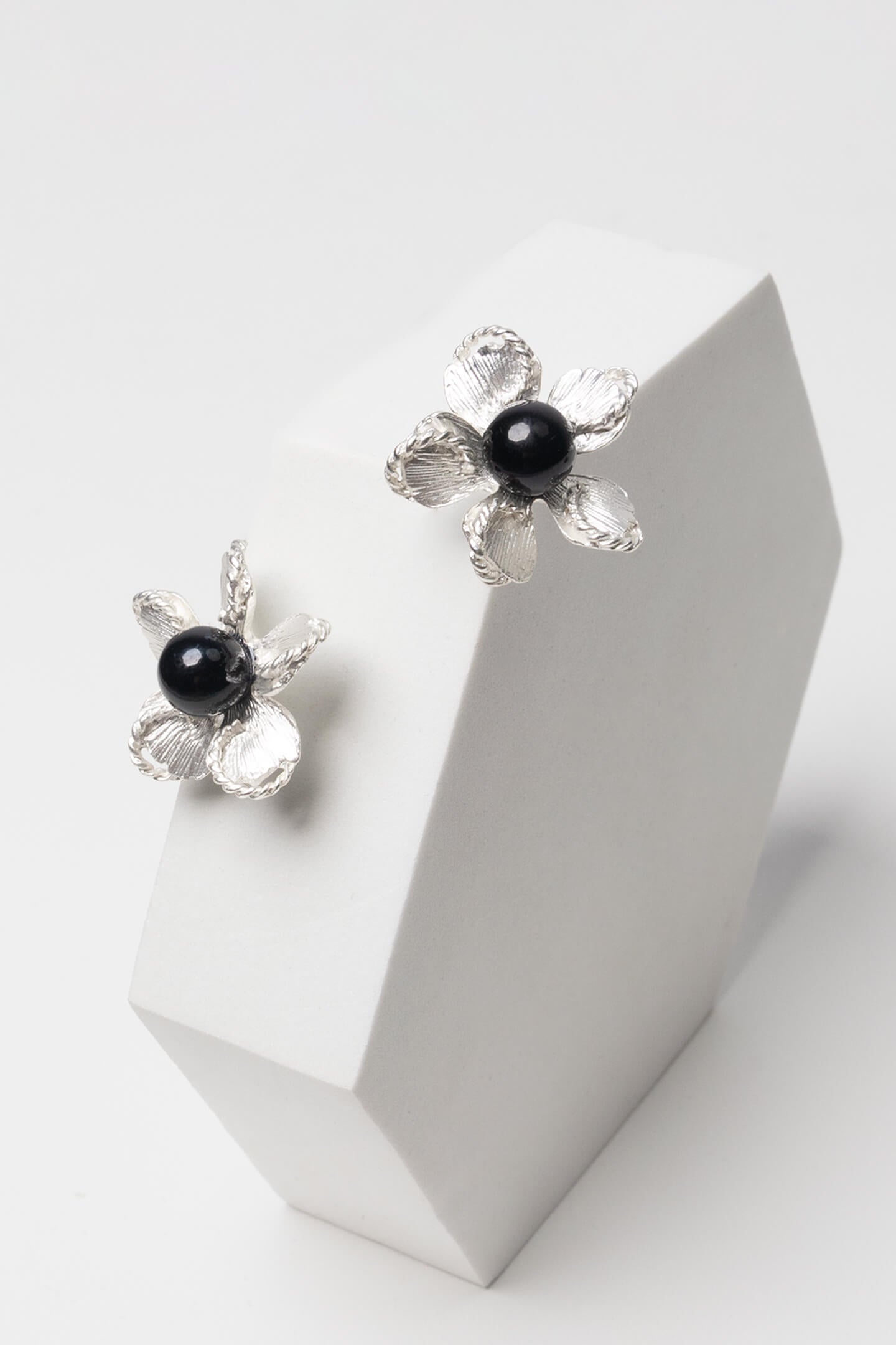Vintage Metal Flower Earrings