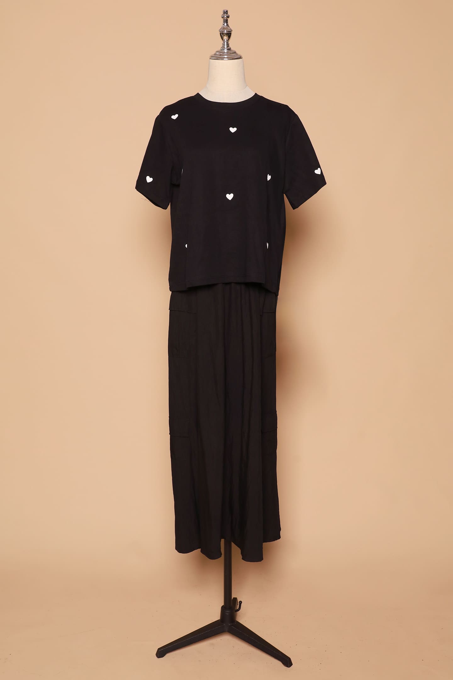 PO - Tiny Hearts Top in Black
