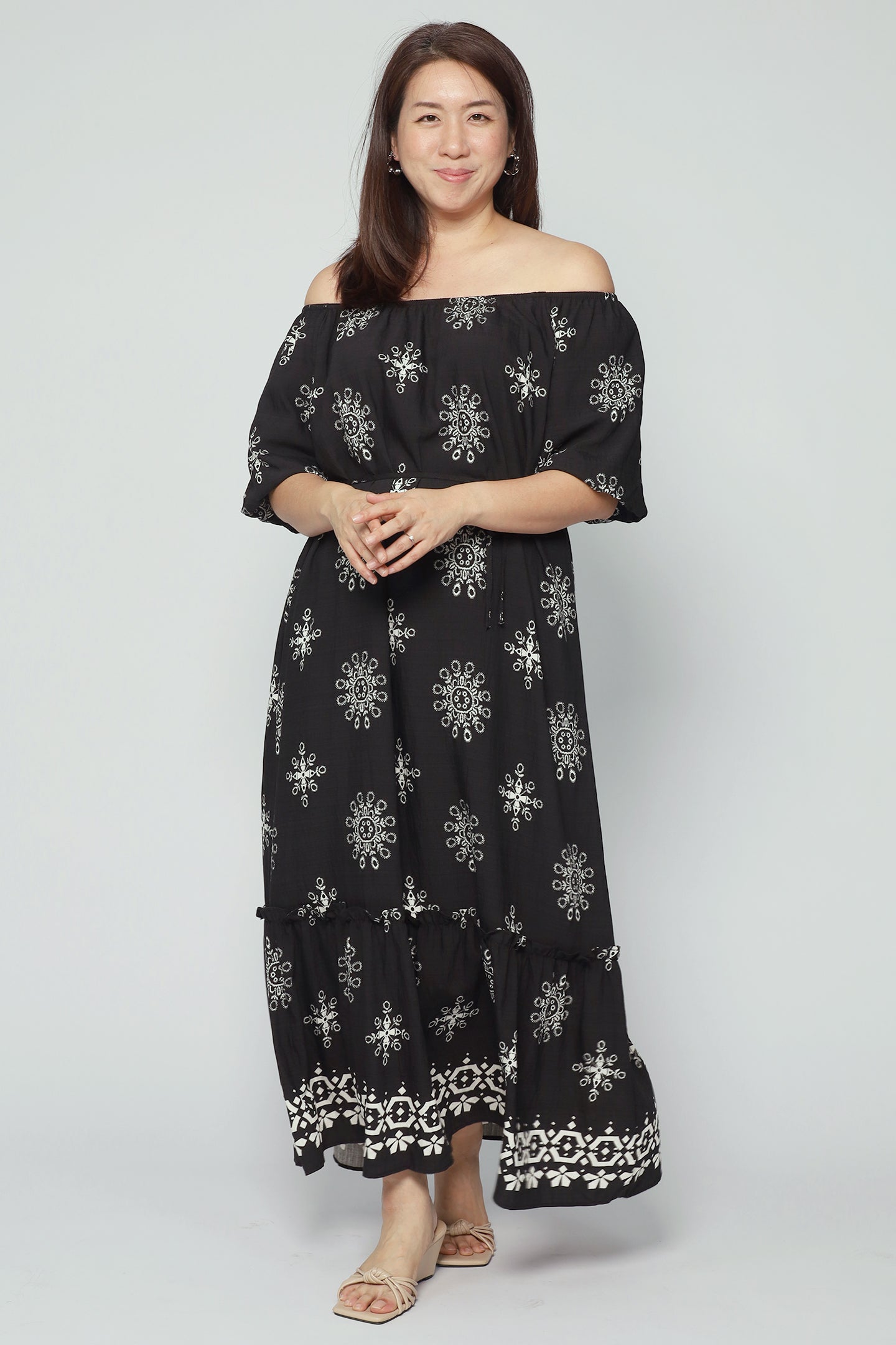 Wenya Dress in Black