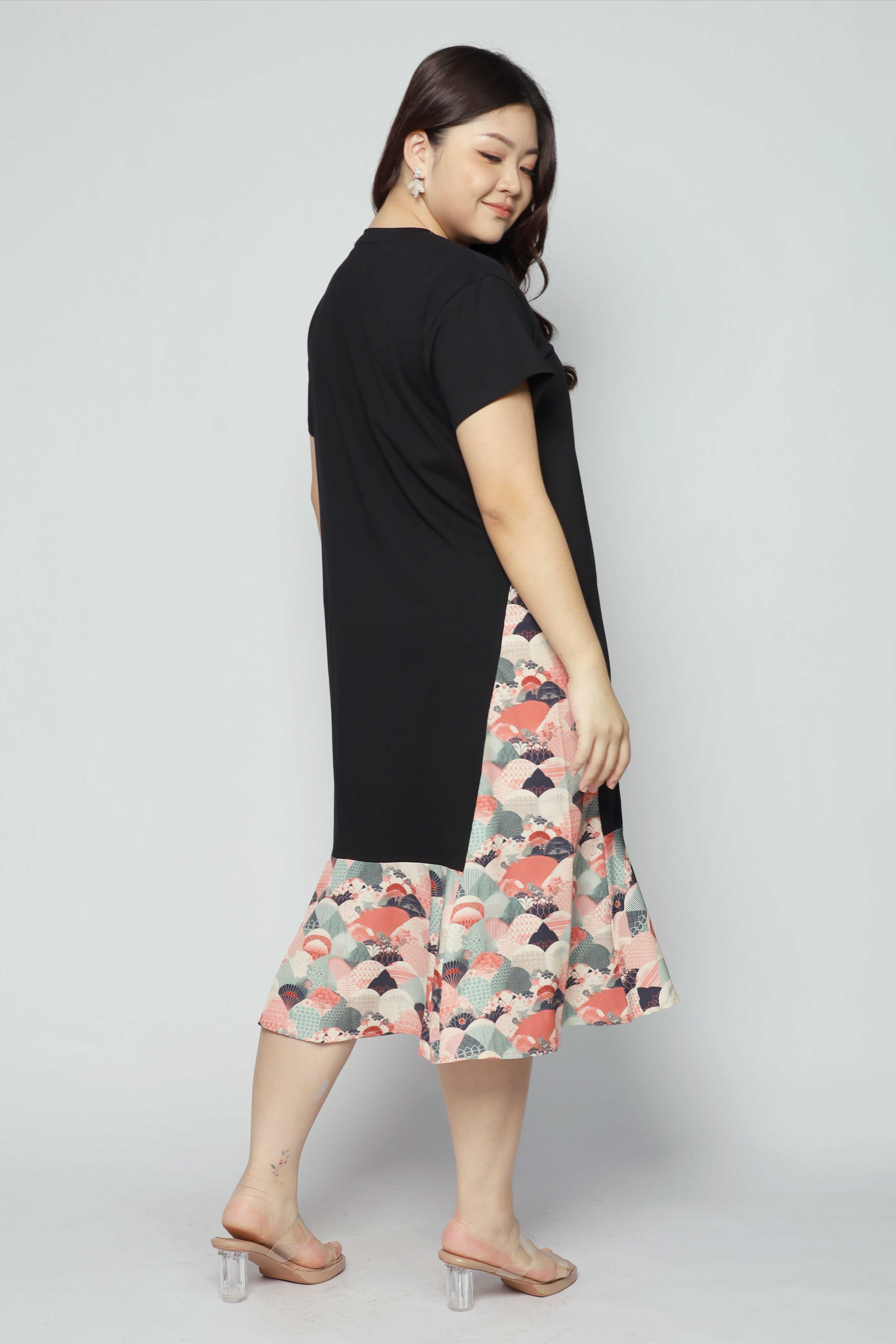 Backorders Wendy Dress in Japanese Hills