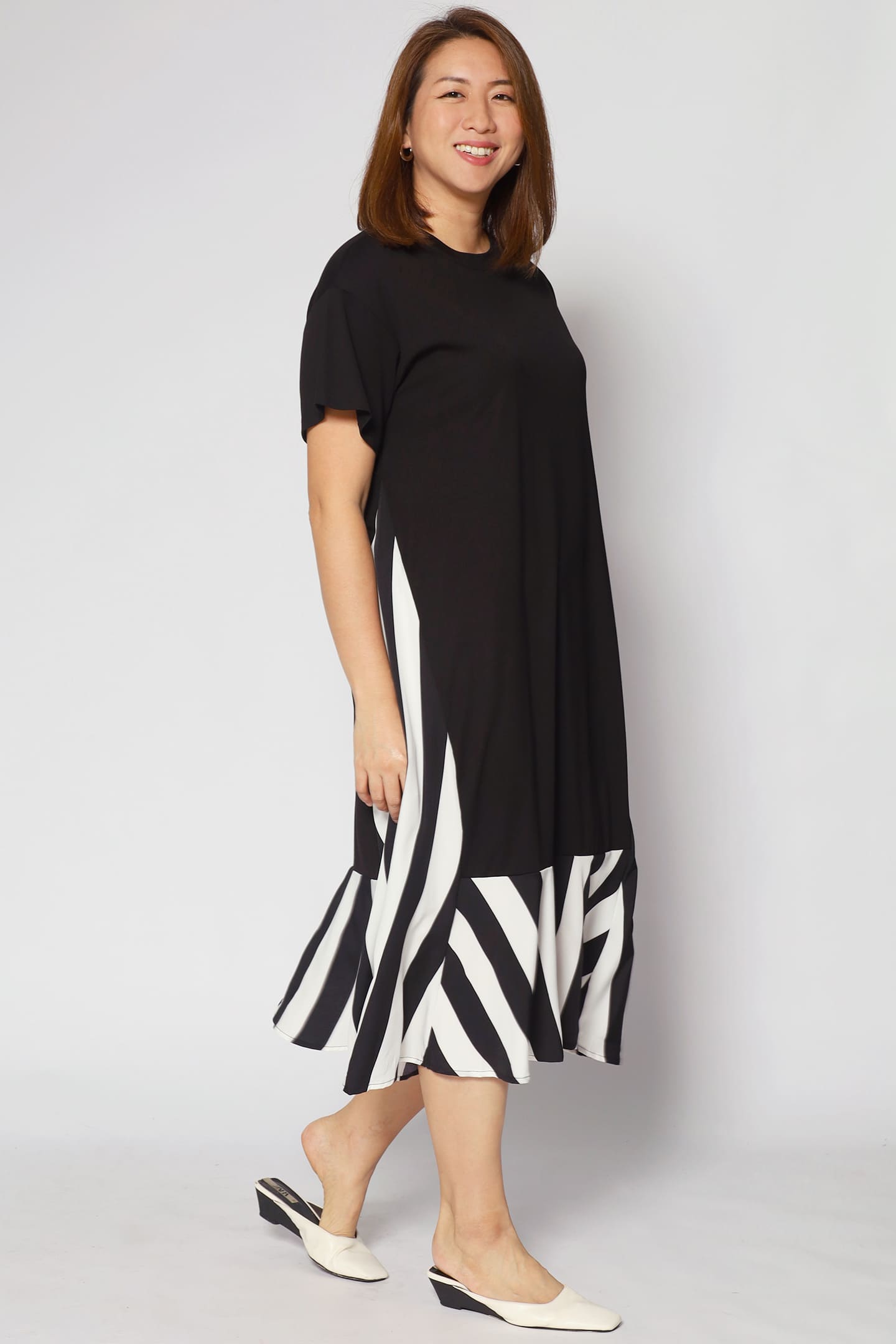Backorders Wendy Stripes Dress in Black