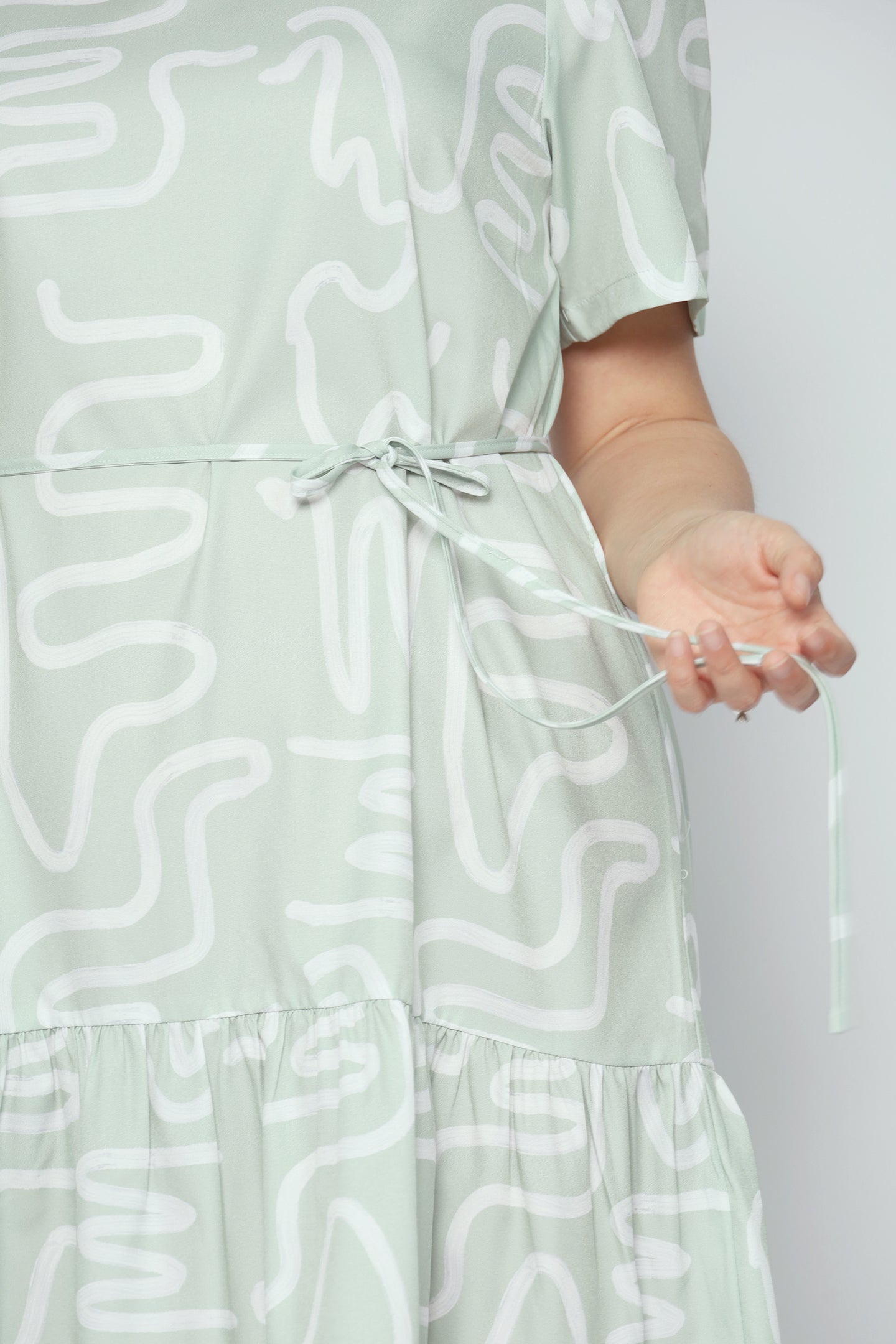 Yue Dress in Mintwist