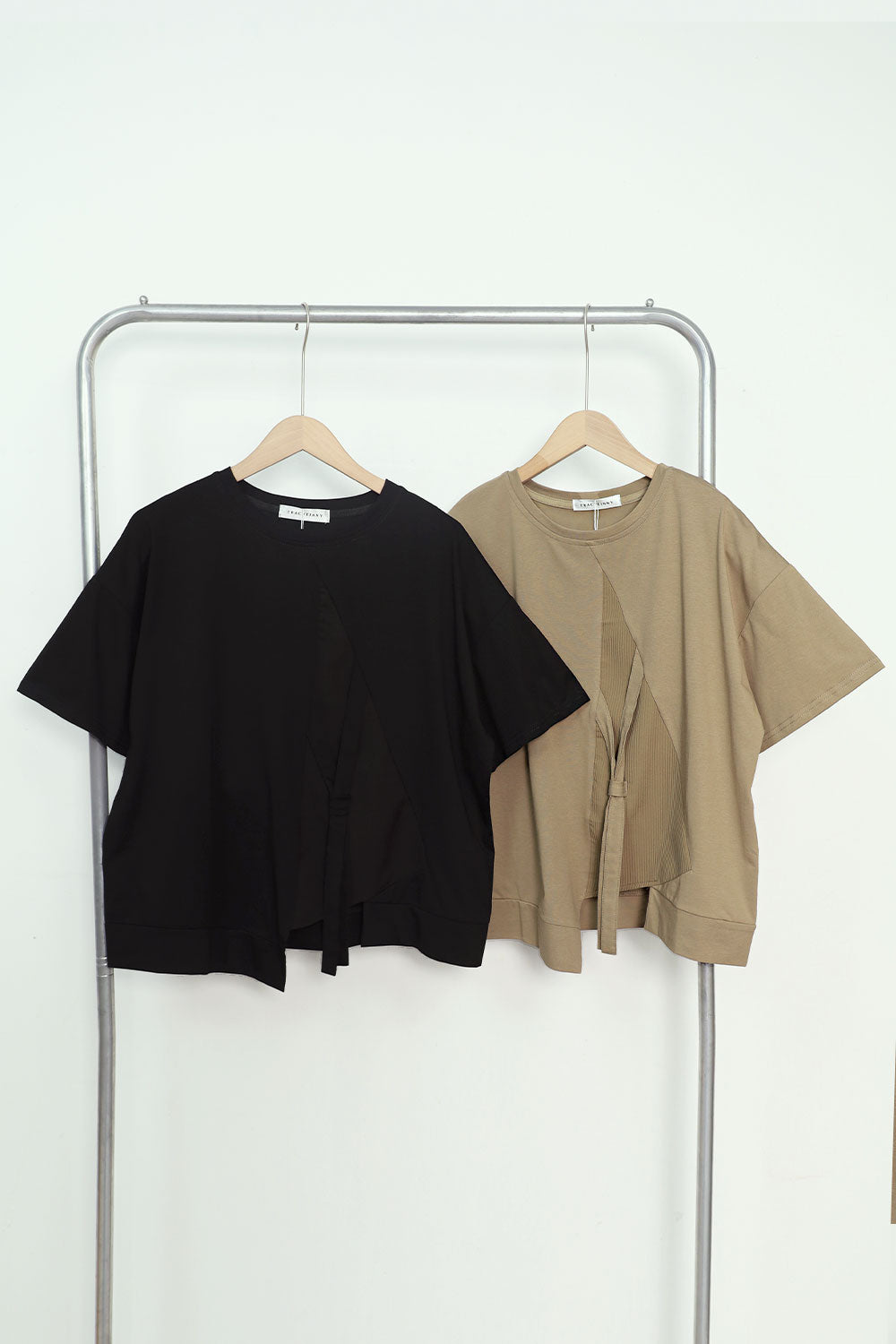 Easy by TE - Adrina Top in Khaki