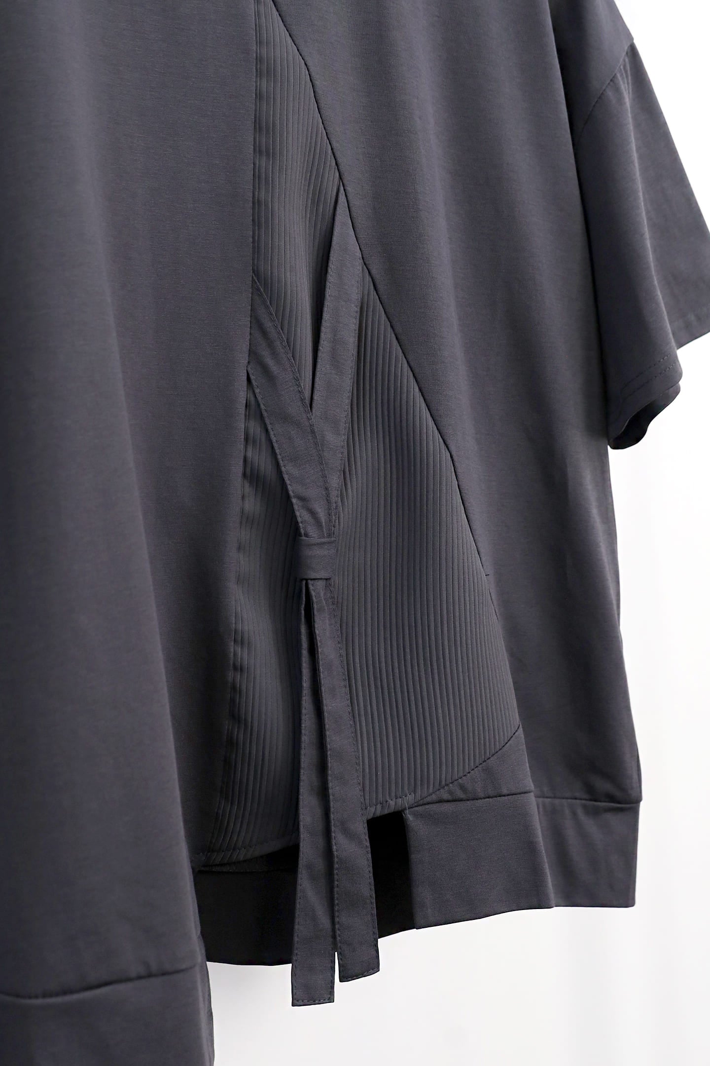 Easy by TE - Adrina Top in Grey