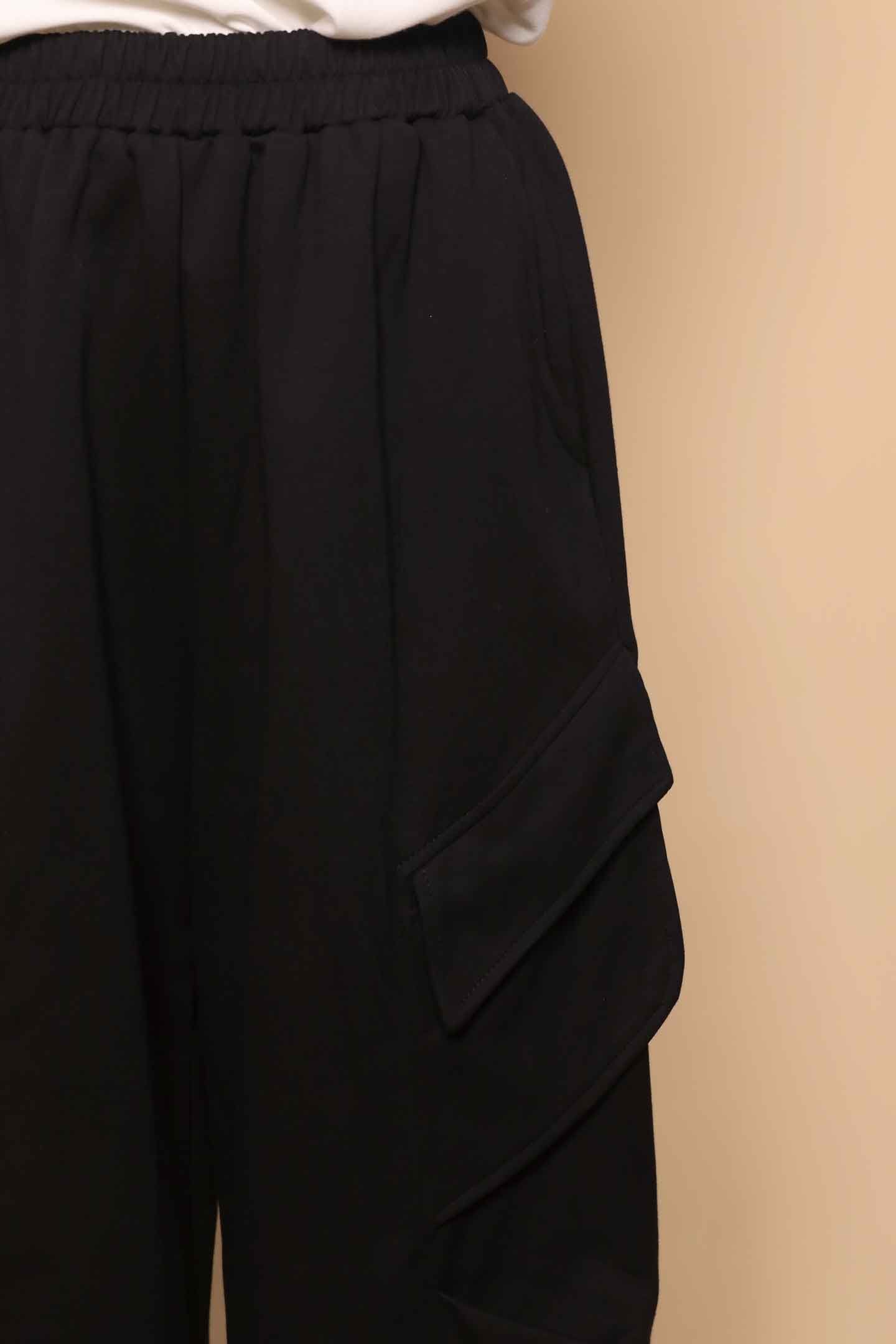 PO - Aero Cargo Pants in Black