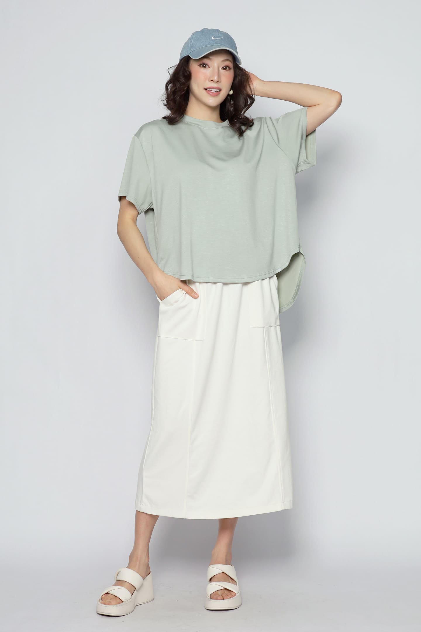 JOY - Airy Top in Green