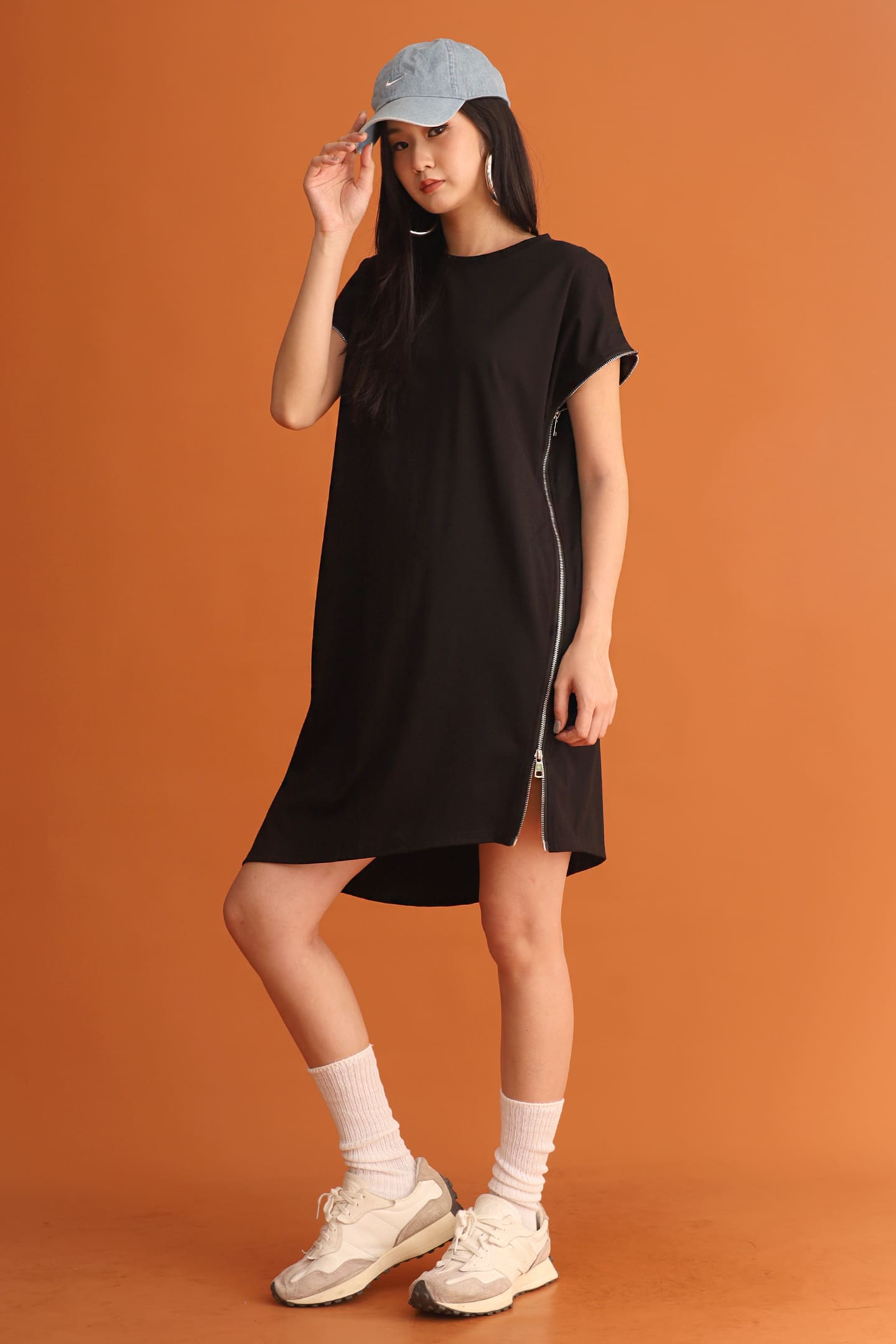 CHOSEN - All Eyes On You Zipper Dress